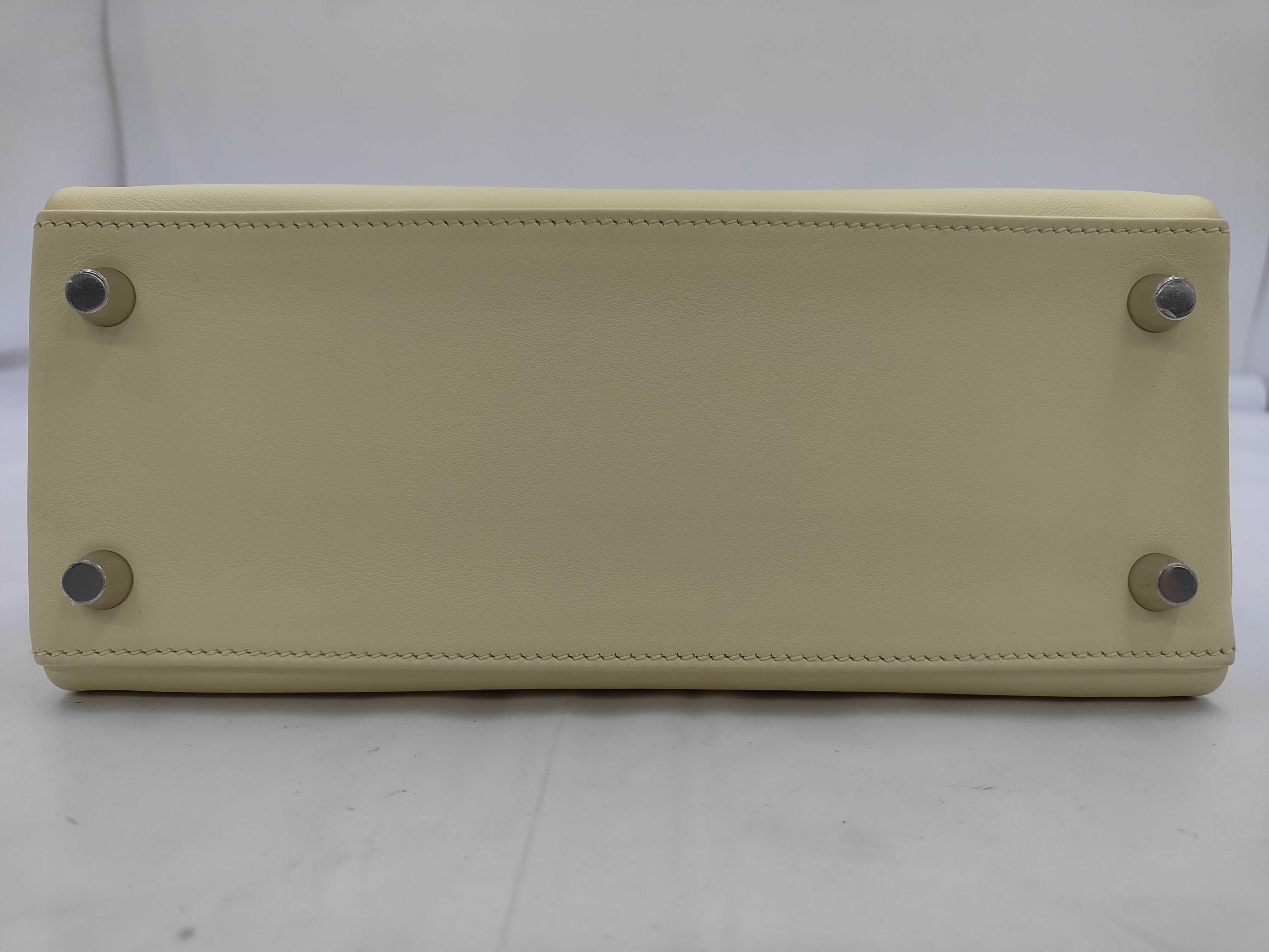 Kelly 25 Swift Leather Jaune Milton Silver Hardware W Stamp Handbag — view 7