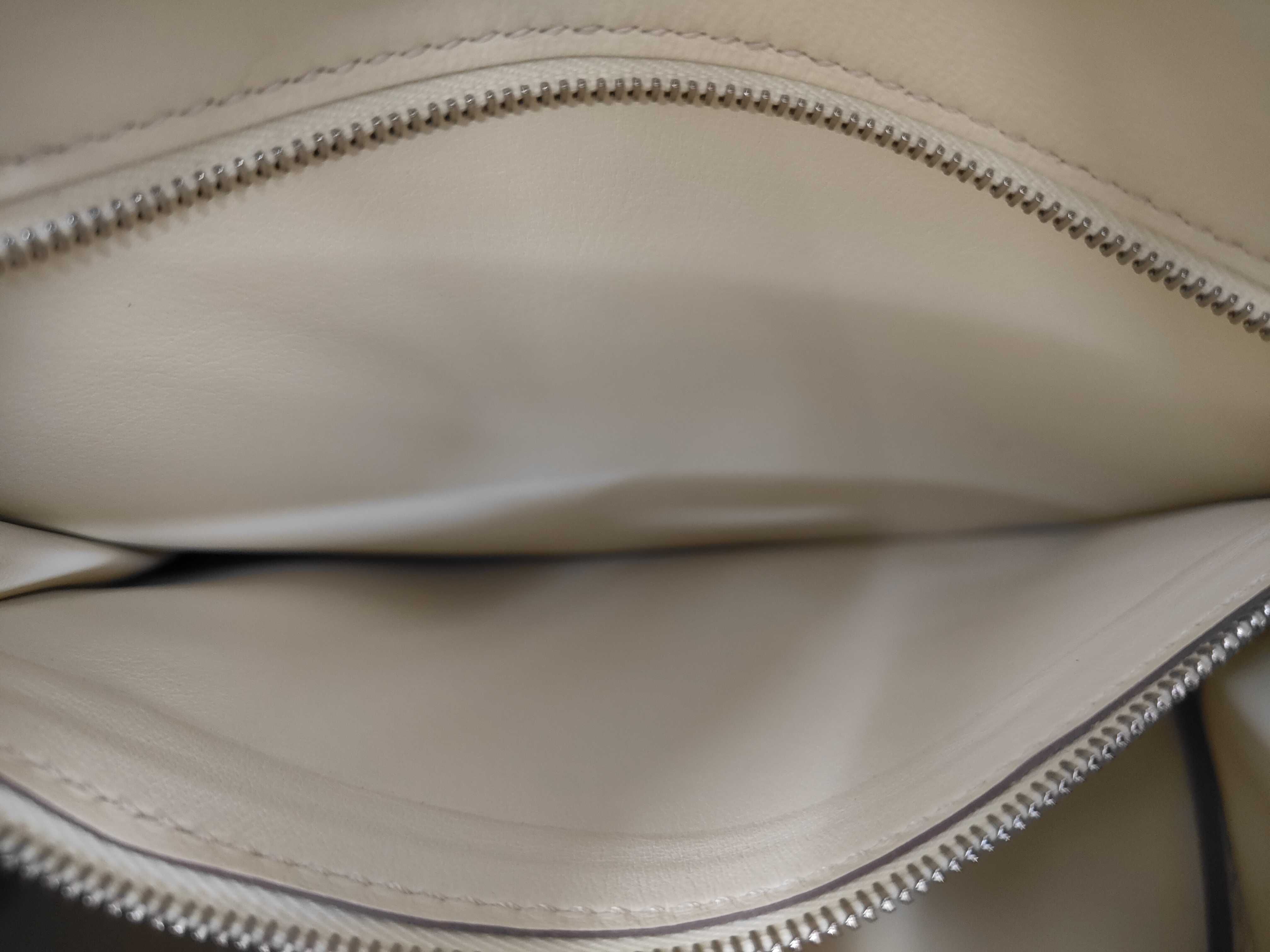 Kelly 25 Swift Leather Jaune Milton Silver Hardware W Stamp Handbag — view 9