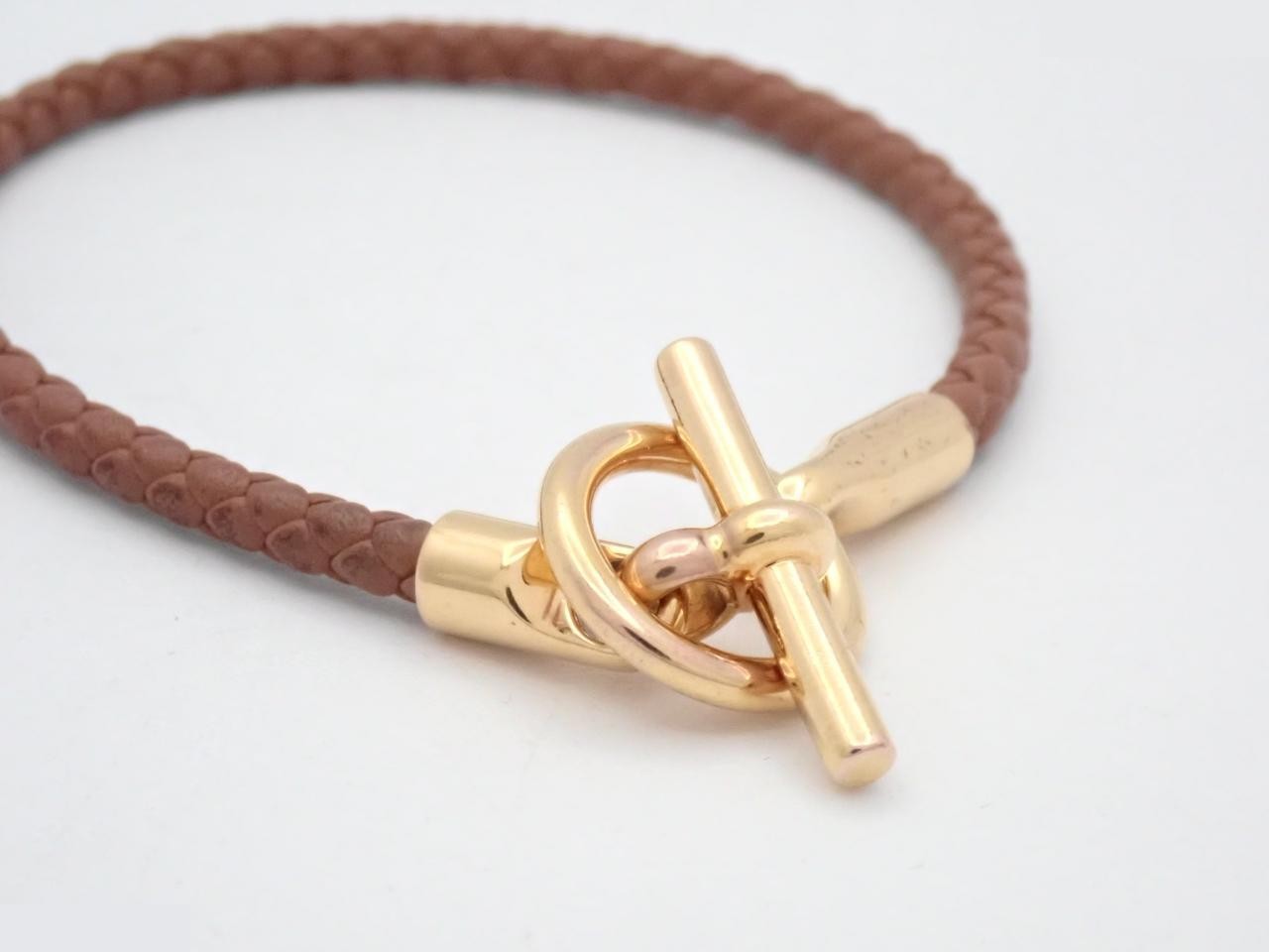 Glenan bracelet, brown with gold hardware, wrist circumference approximately 18cm. — view 3
