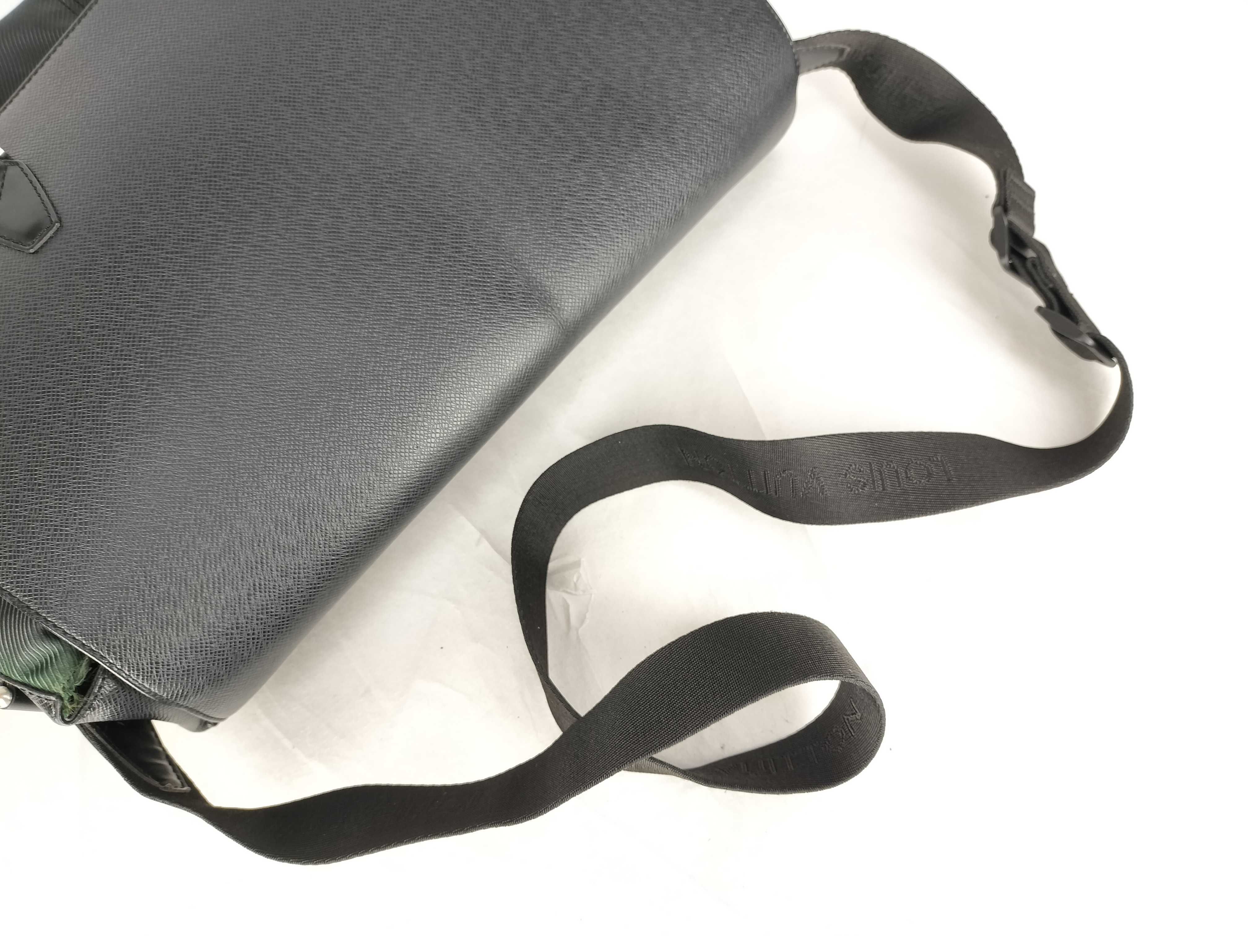 Taiga Vuitton Taiga Delsu Shoulder Bag — view 3