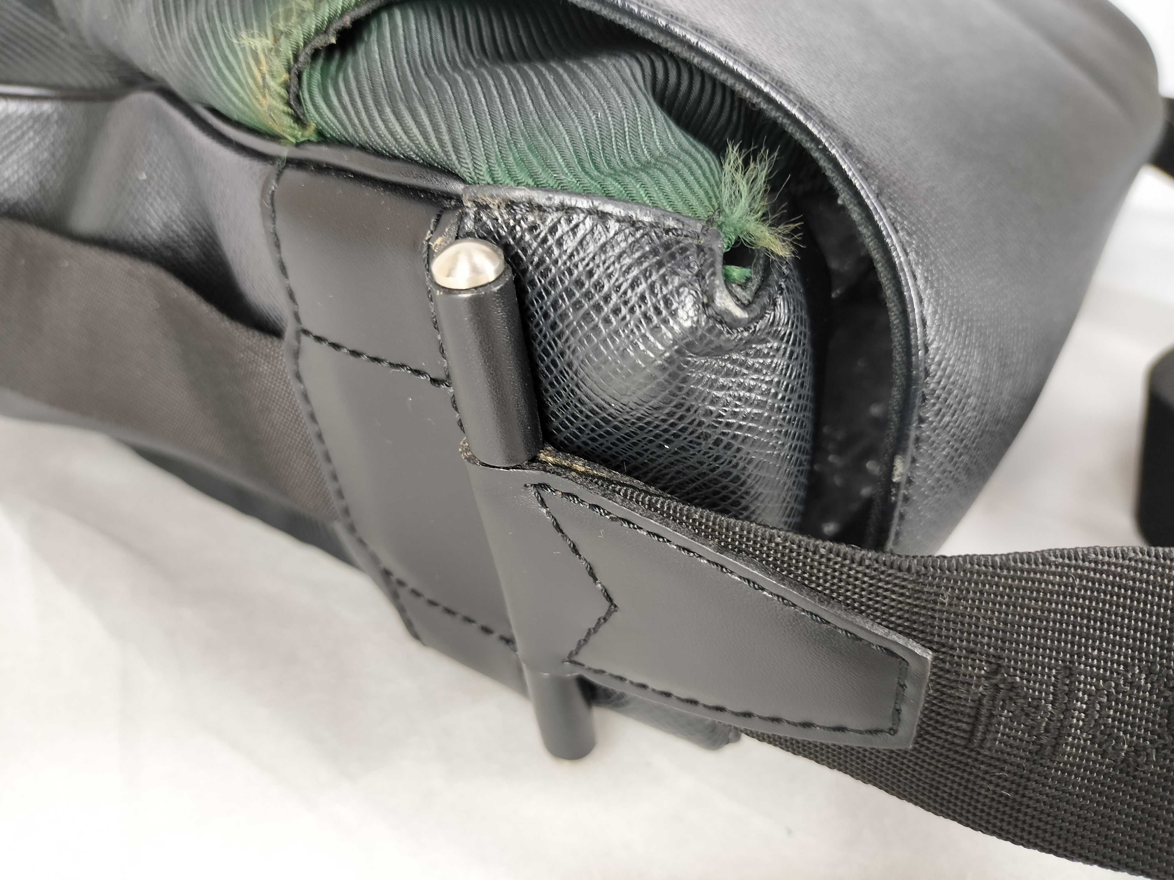 Taiga Vuitton Taiga Delsu Shoulder Bag — view 5