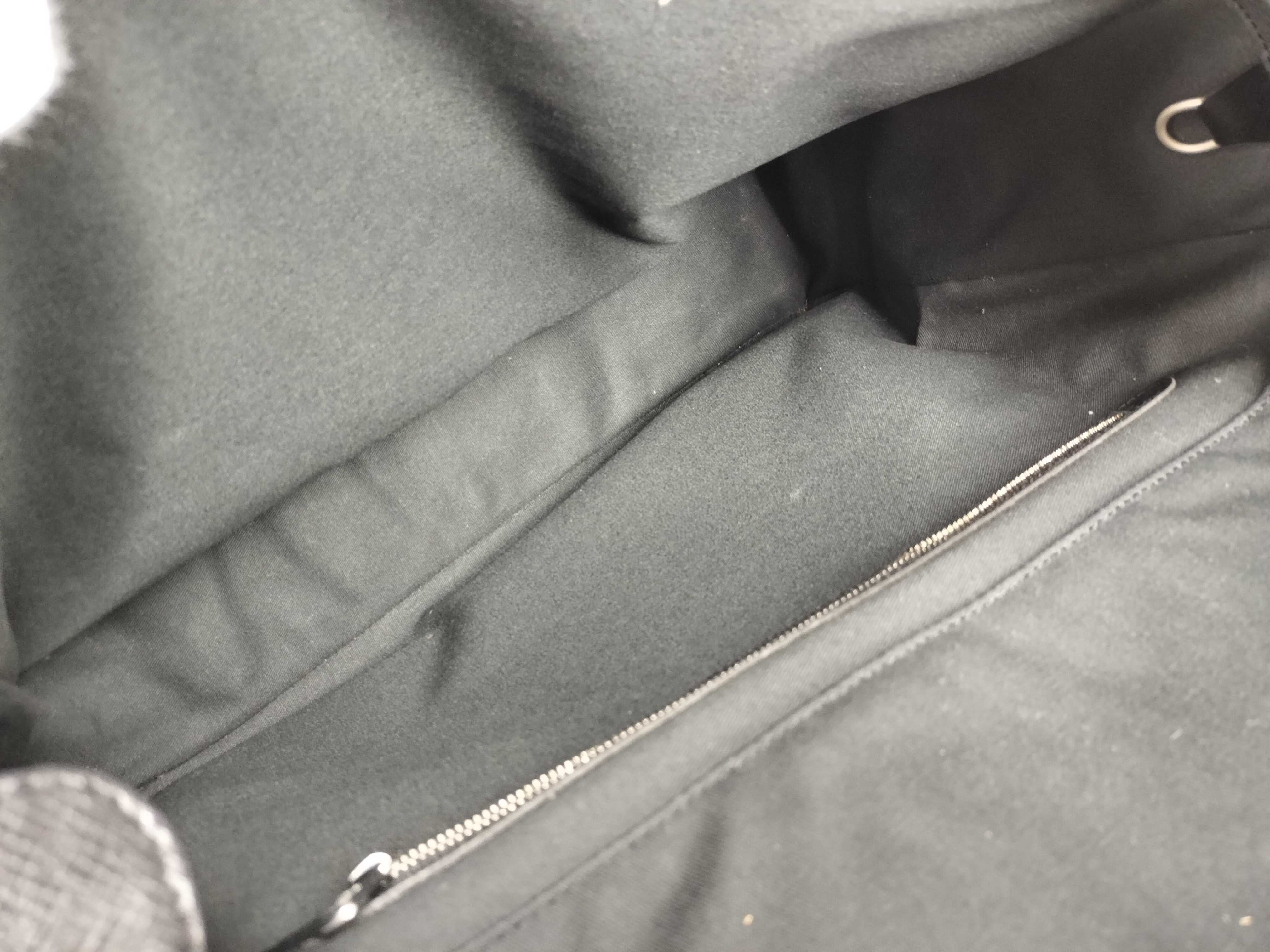 Taiga Vuitton Taiga Delsu Shoulder Bag — view 10