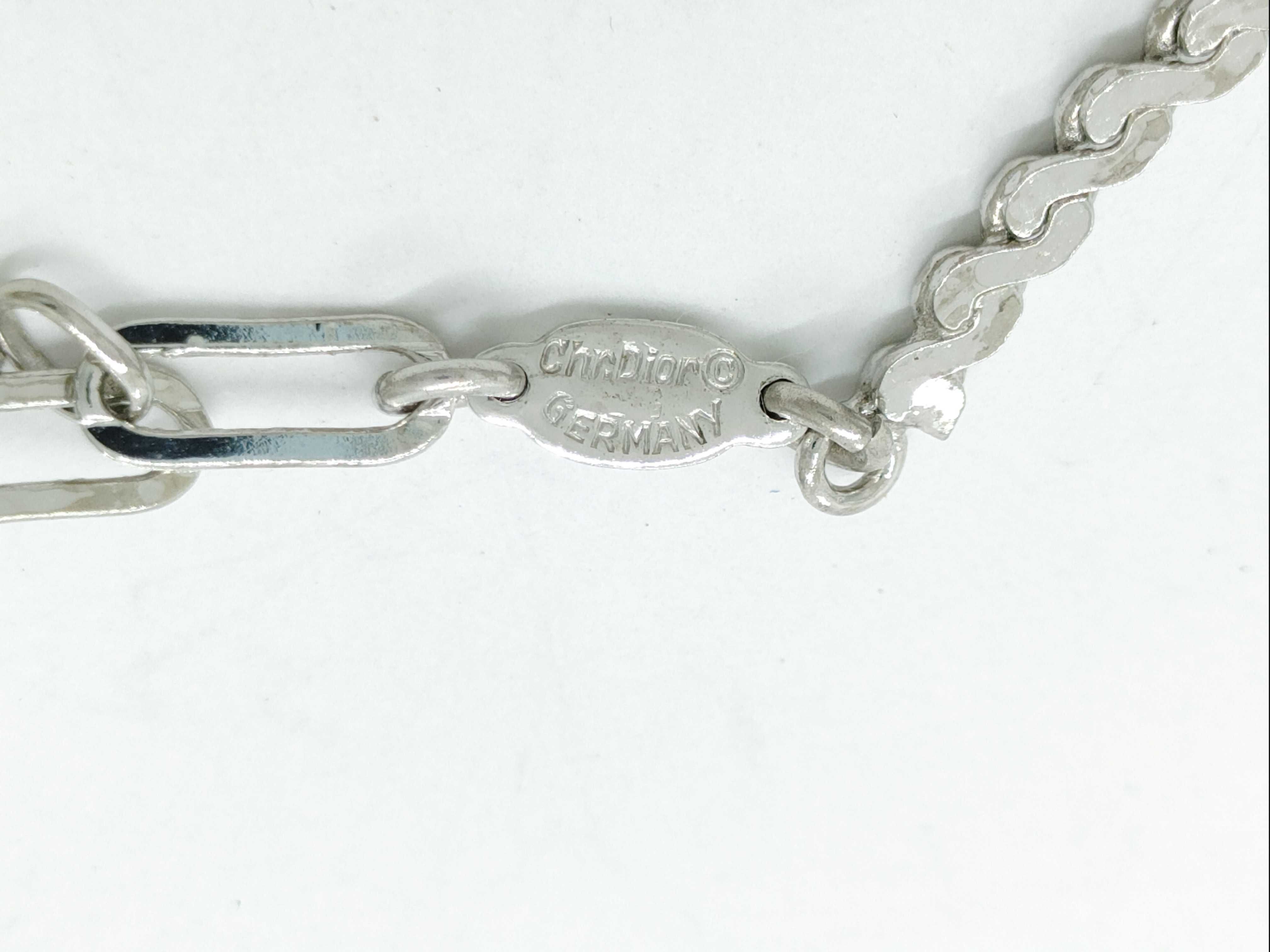 necklace — view 5