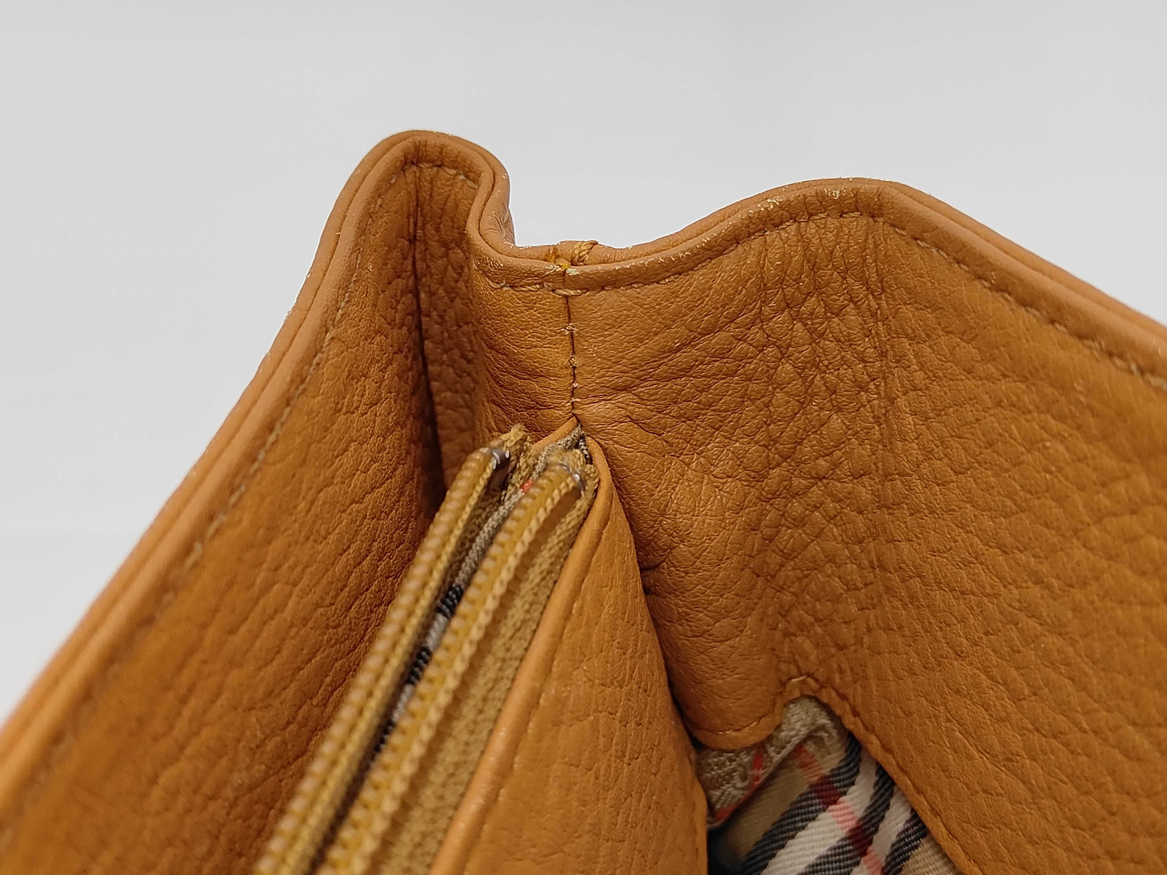 BURBERRYS / Handbag / Leather Handbag — view 8