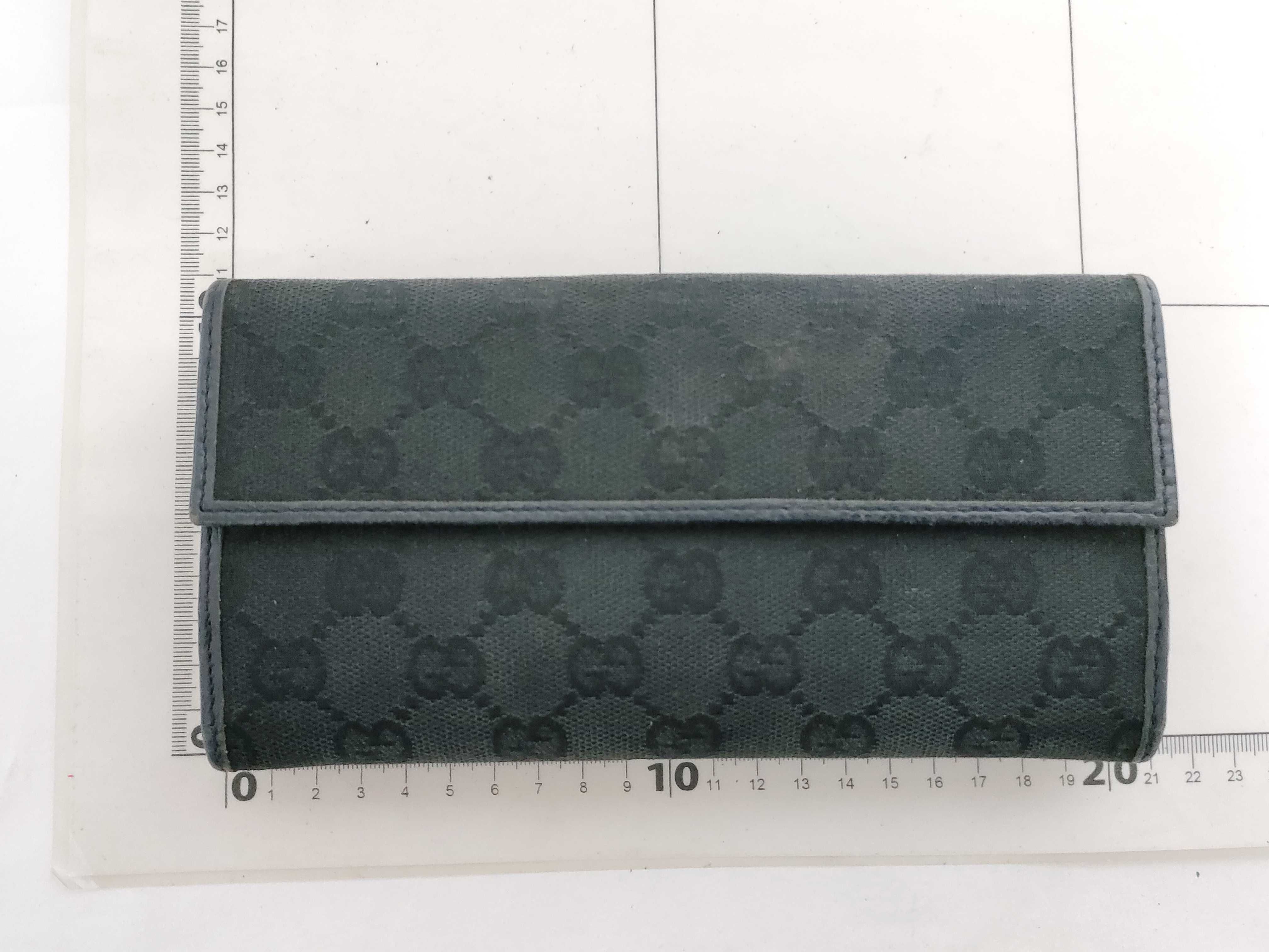 GG Canvas Gucci Long Wallet — view 2