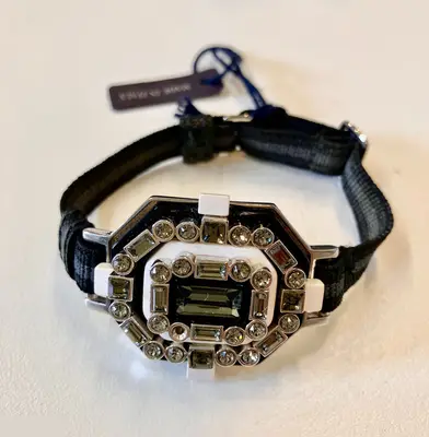 Other lines: Small items, accessories, bracelets, bangles (leather, fabric).