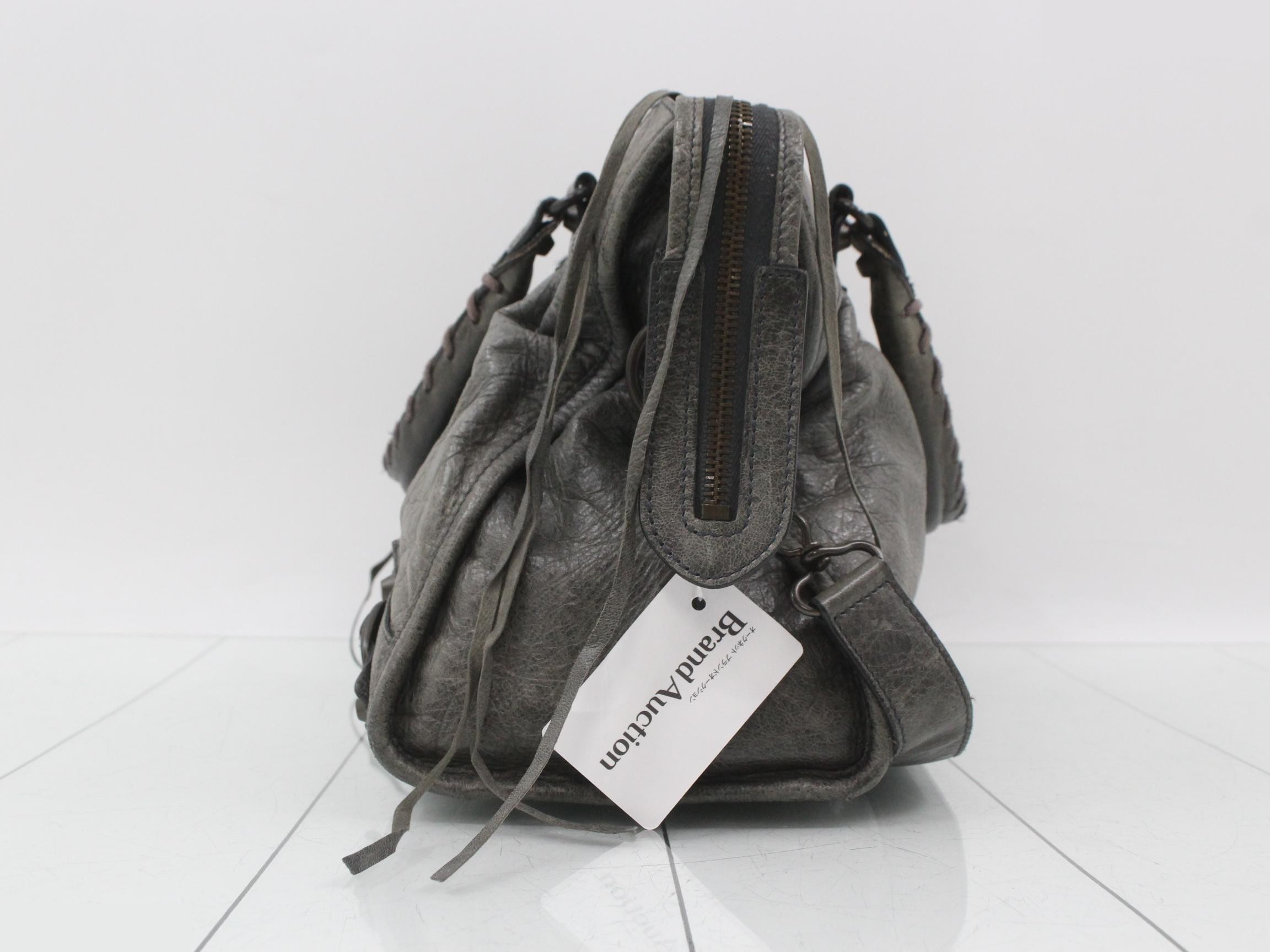 The City Handbag 2-Way Shoulder Bag — view 3