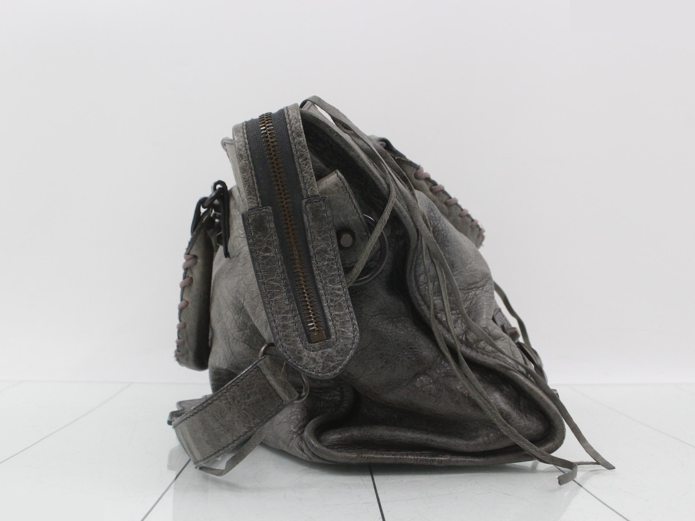 The City Handbag 2-Way Shoulder Bag — view 4