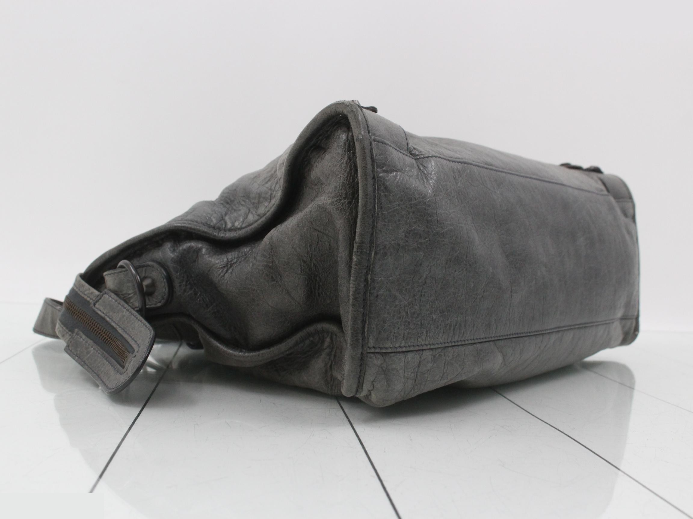 The City Handbag 2-Way Shoulder Bag — view 5