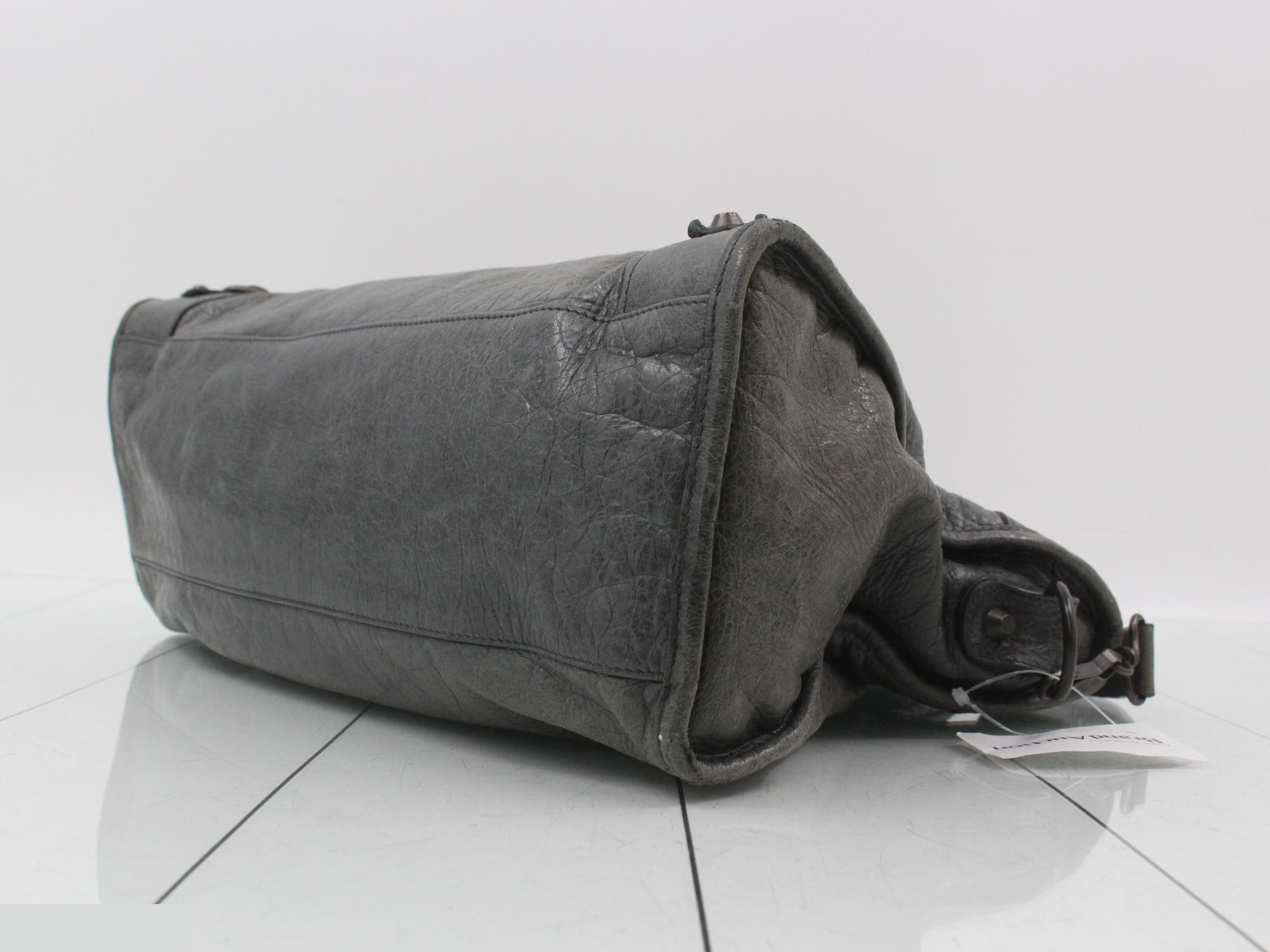 The City Handbag 2-Way Shoulder Bag — view 6