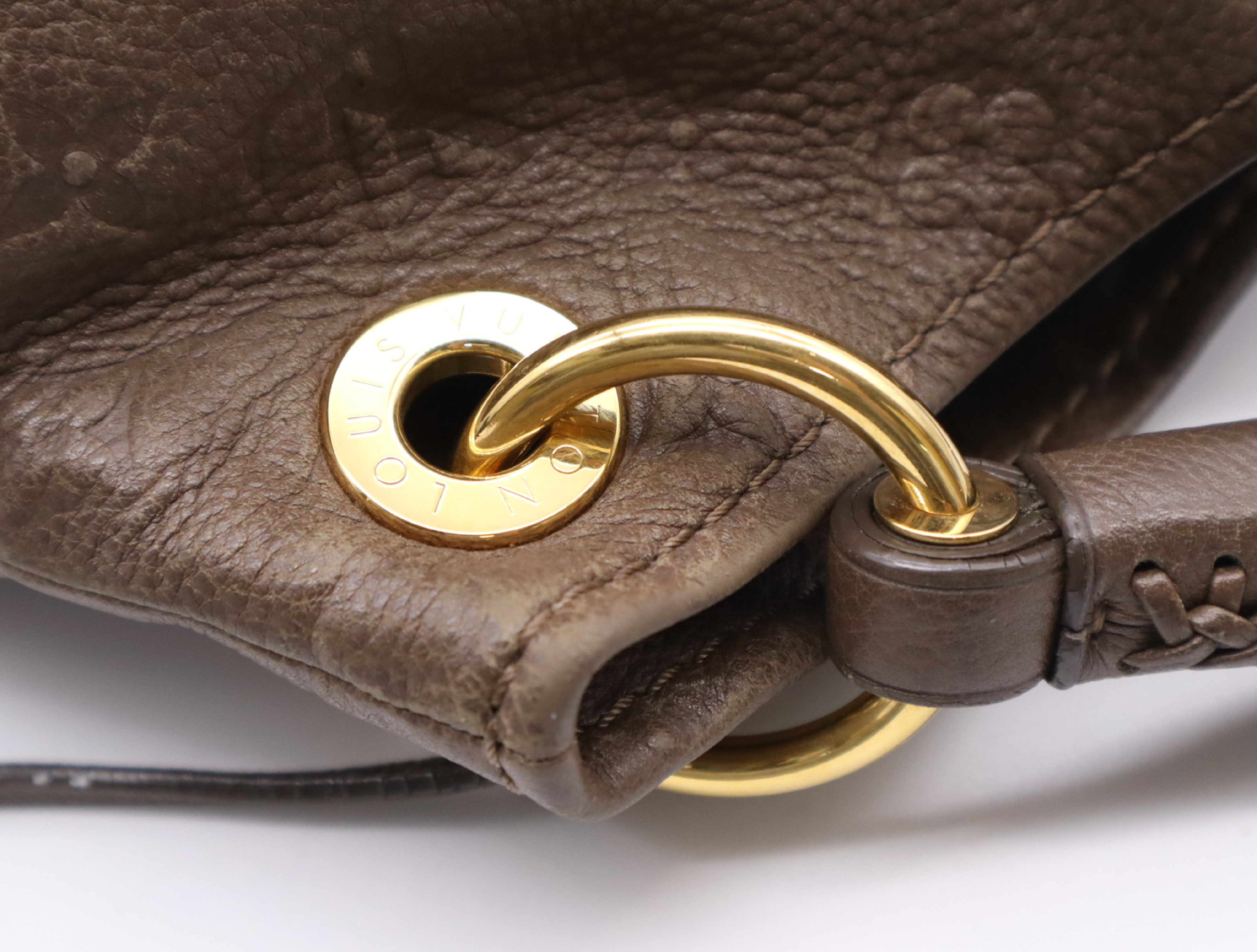 M93447 Empreinte Artsy MM Ombre Charm Shoulder Bag — view 9
