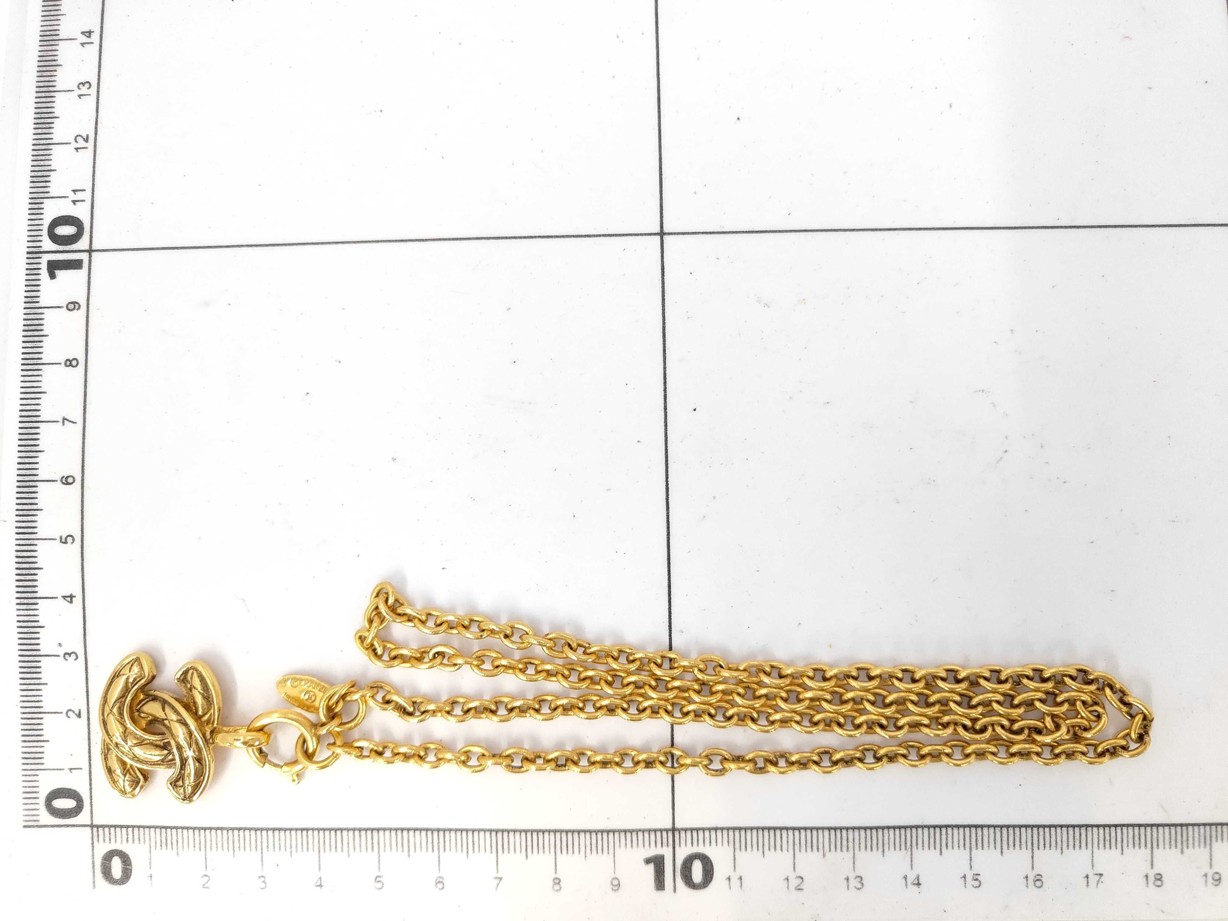 Matelassé Coco Necklace Gold Necklace — view 6