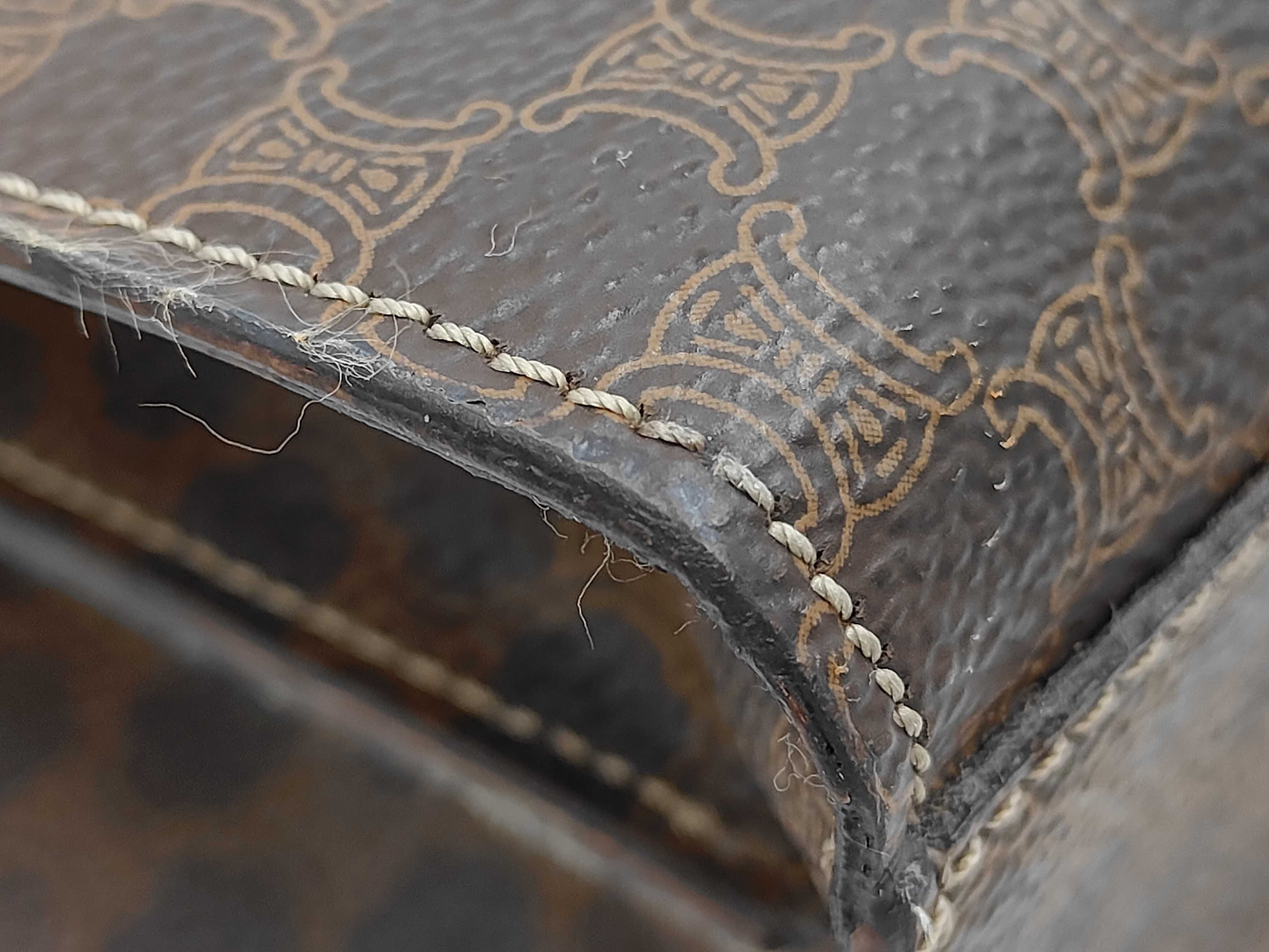 handbag — view 11