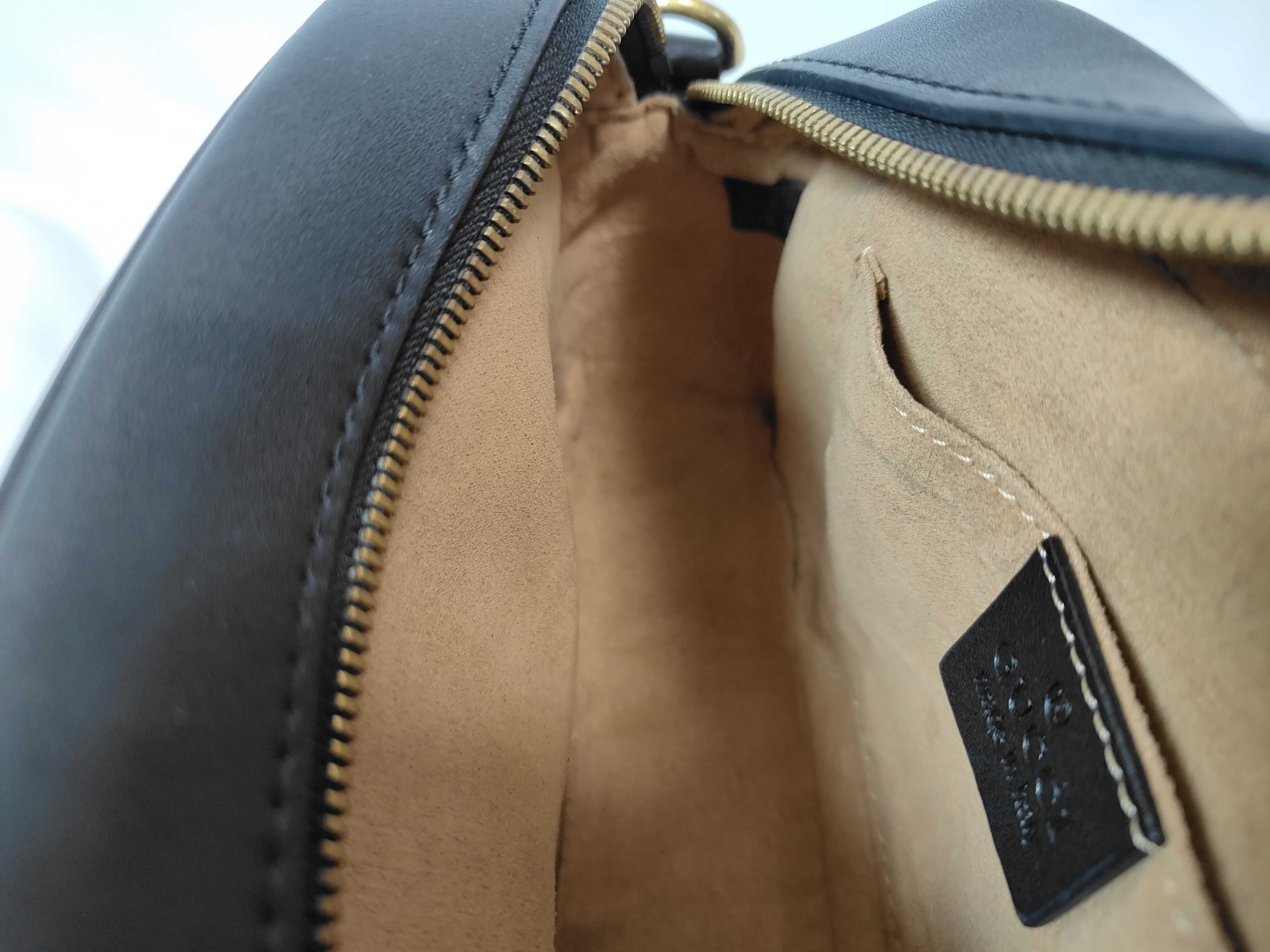 GG Marmont Shoulder Bag (Black) — view 9