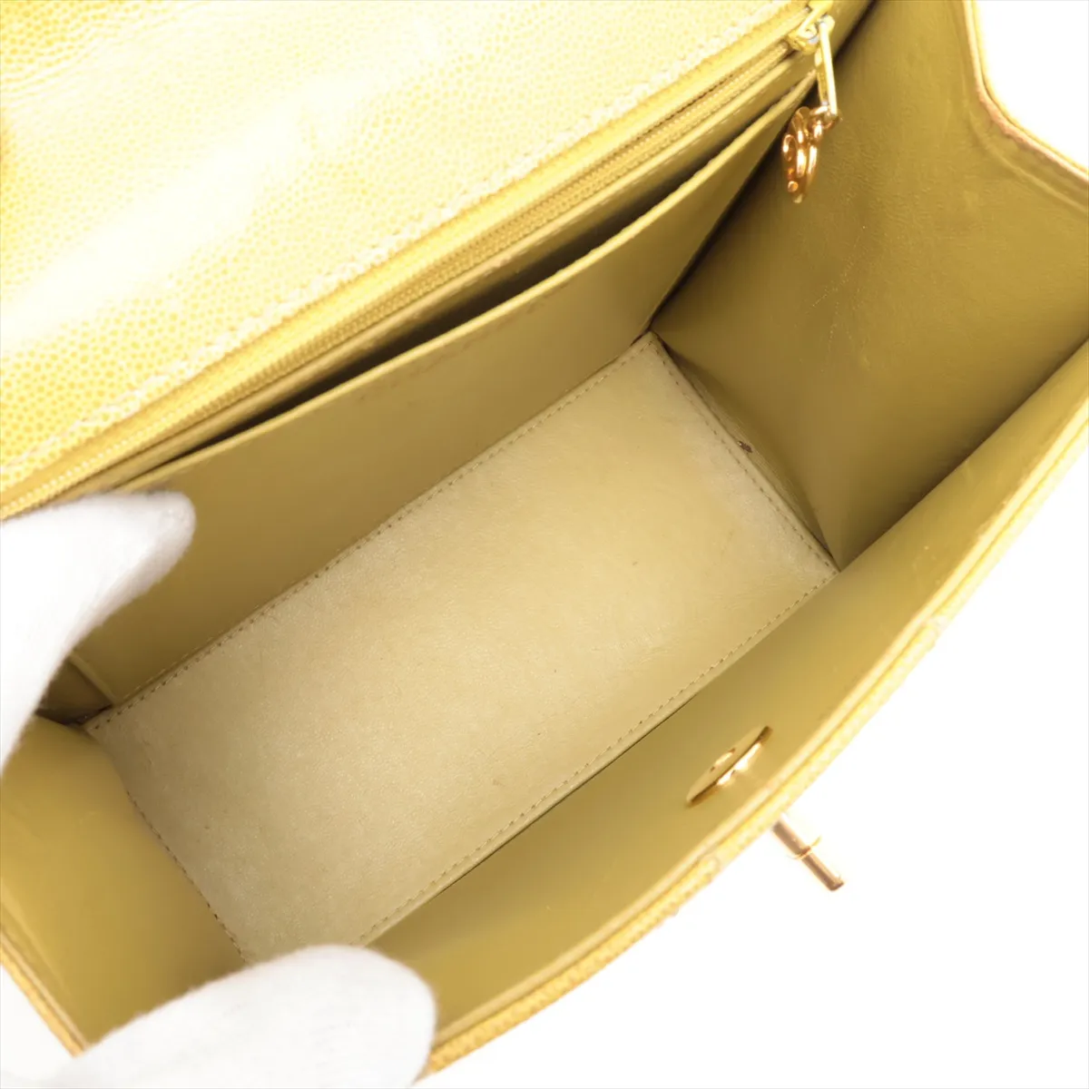 Matelassé Caviar Skin Shoulder Bag, Yellow, Gold Hardware, 5257660 (Serial Number 5) — view 6