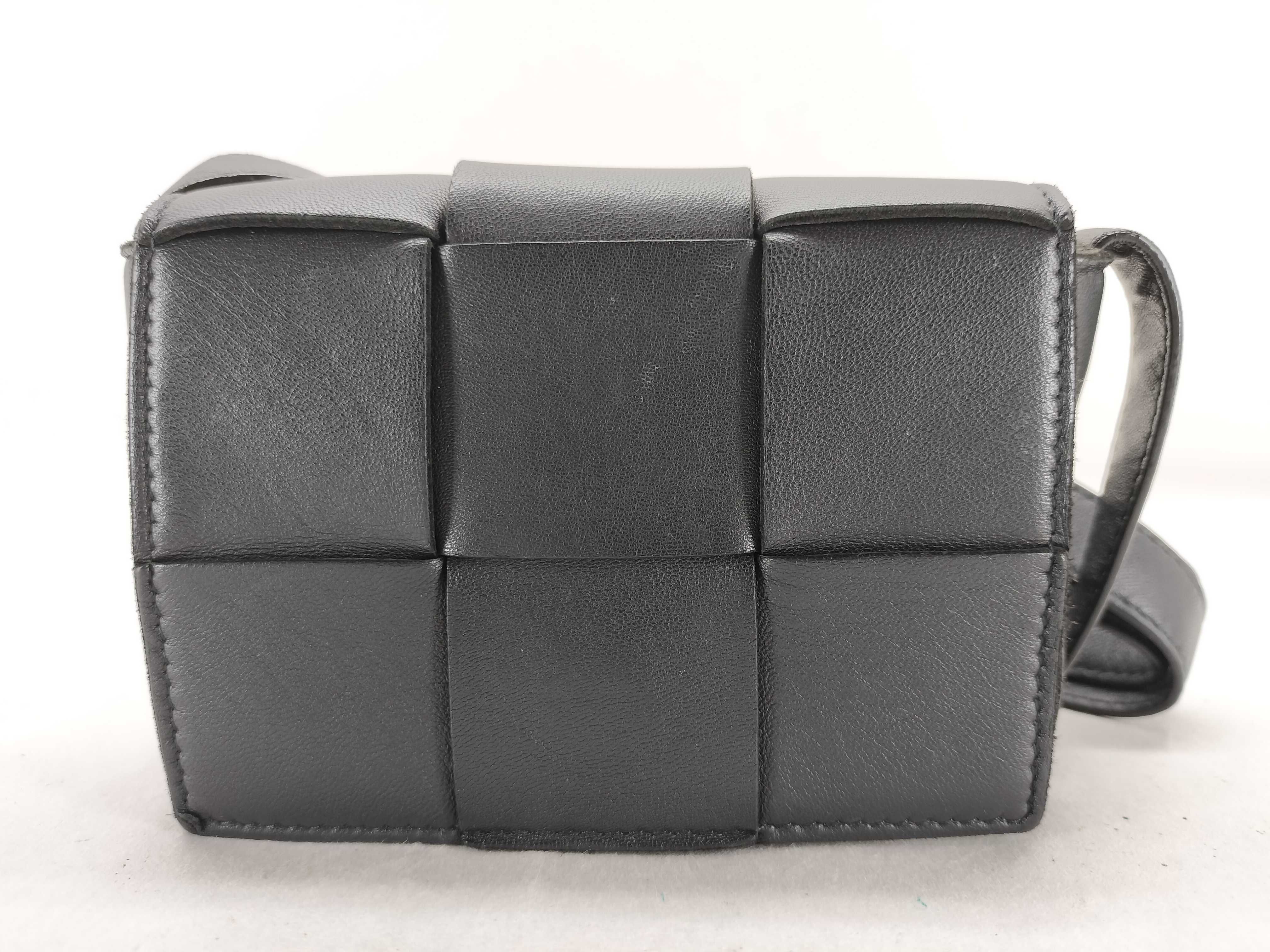 Intrecciato Bottega Veneta Maxi Intrecciato Candy Cassette Leather Shoulder Bag Black Shoulder Bag
