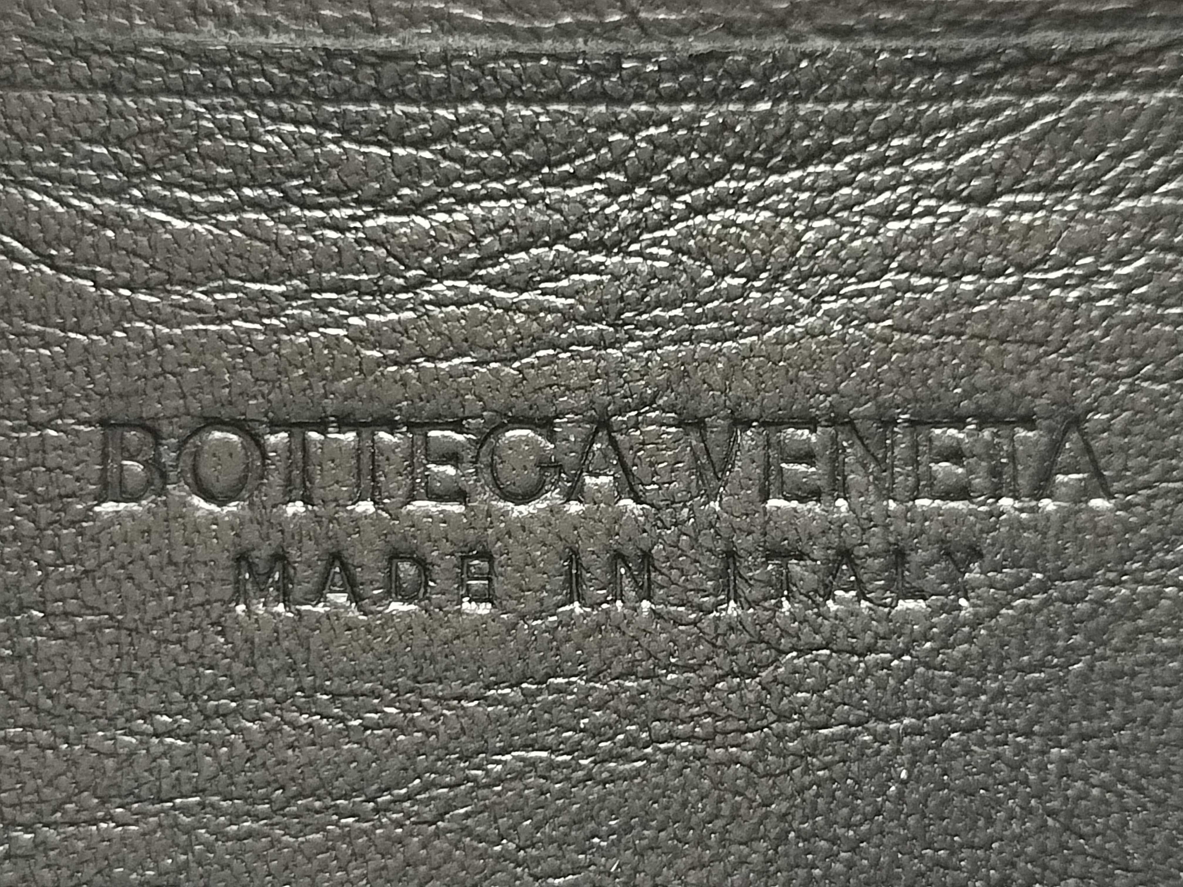 Intrecciato Bottega Veneta Maxi Intrecciato Candy Cassette Leather Shoulder Bag Black Shoulder Bag — view 12