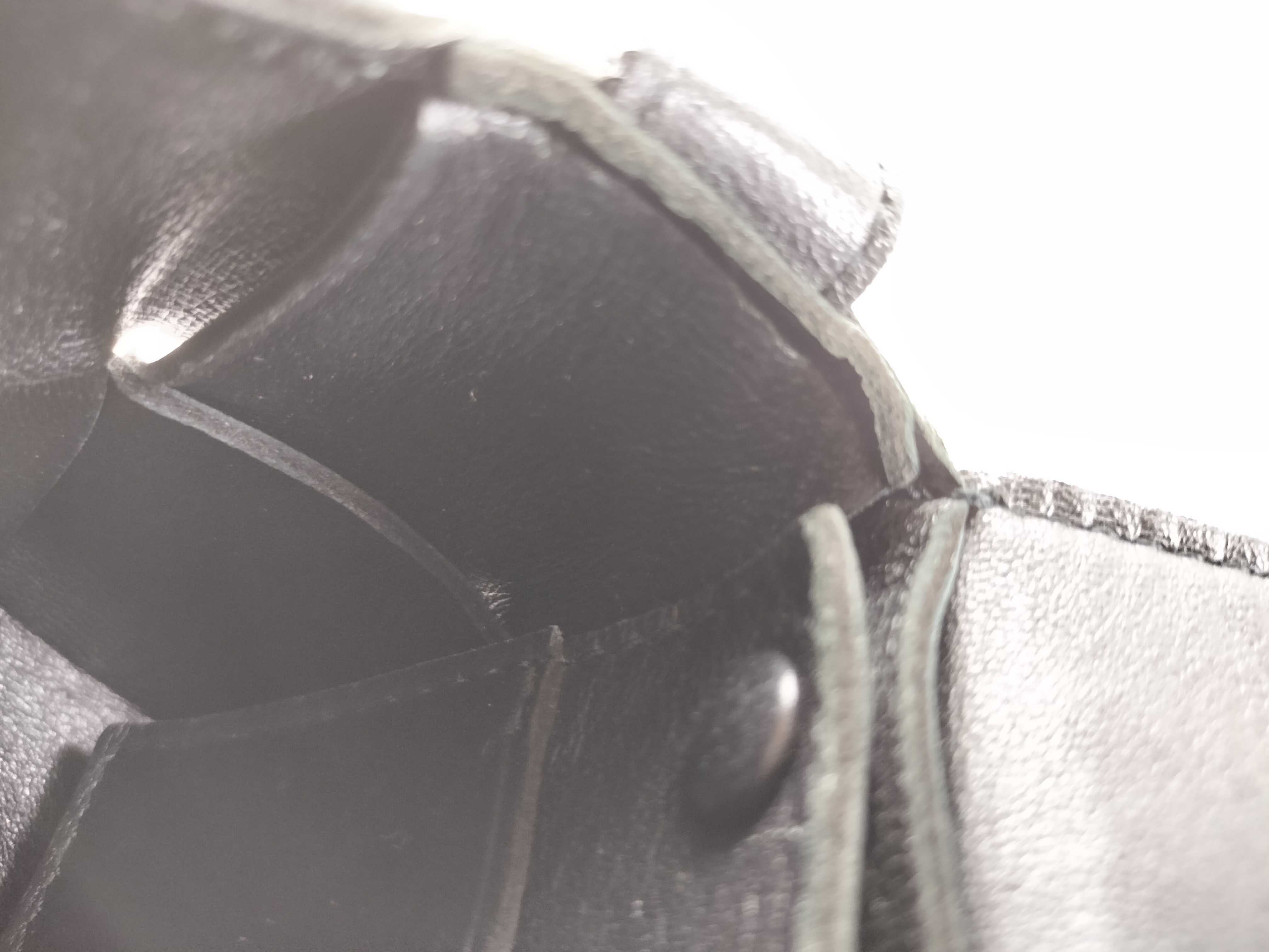 Intrecciato Bottega Veneta Maxi Intrecciato Candy Cassette Leather Shoulder Bag Black Shoulder Bag — view 9