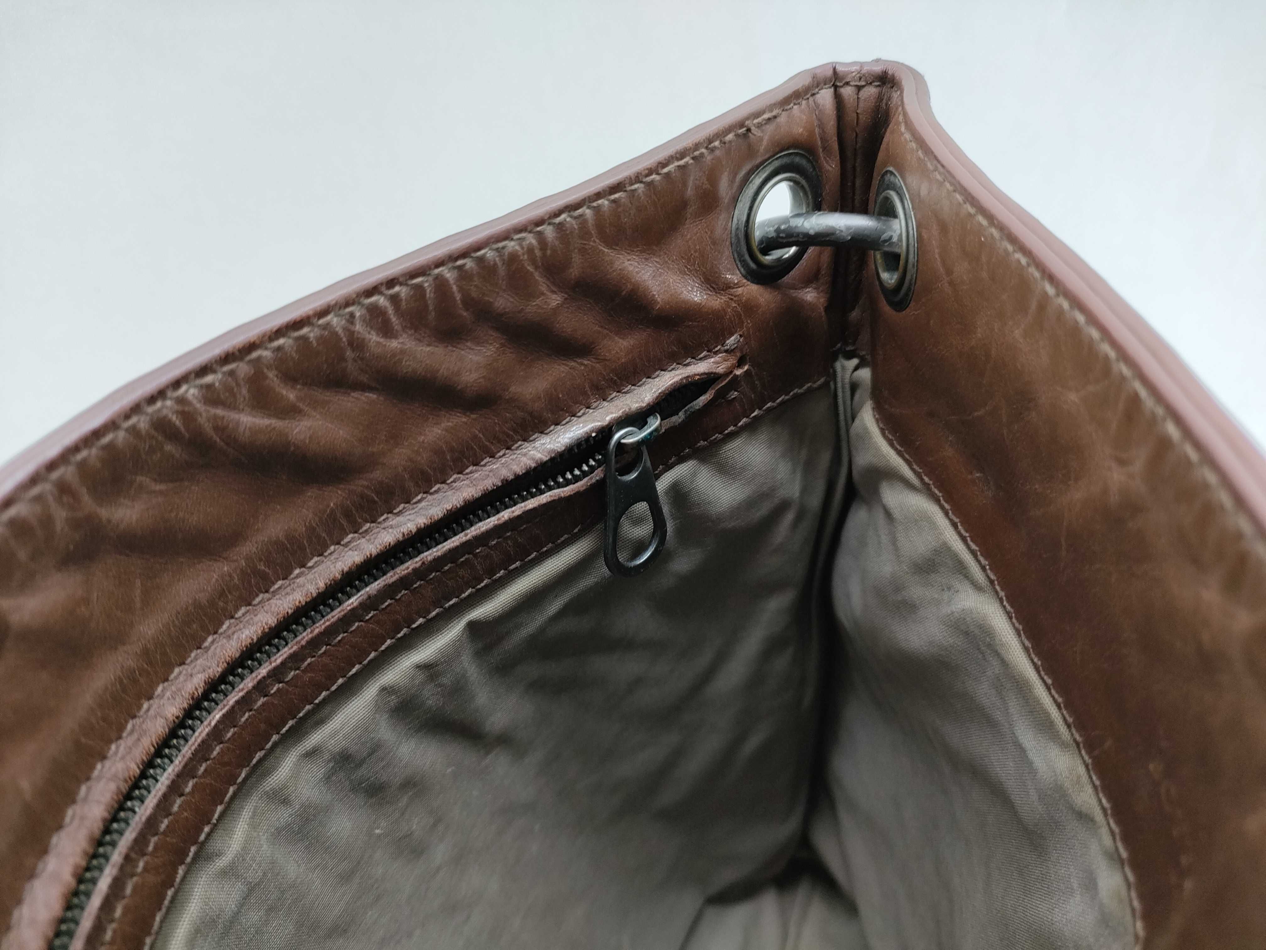 Intrecciato Bottega Veneta Shoulder Bag — view 8