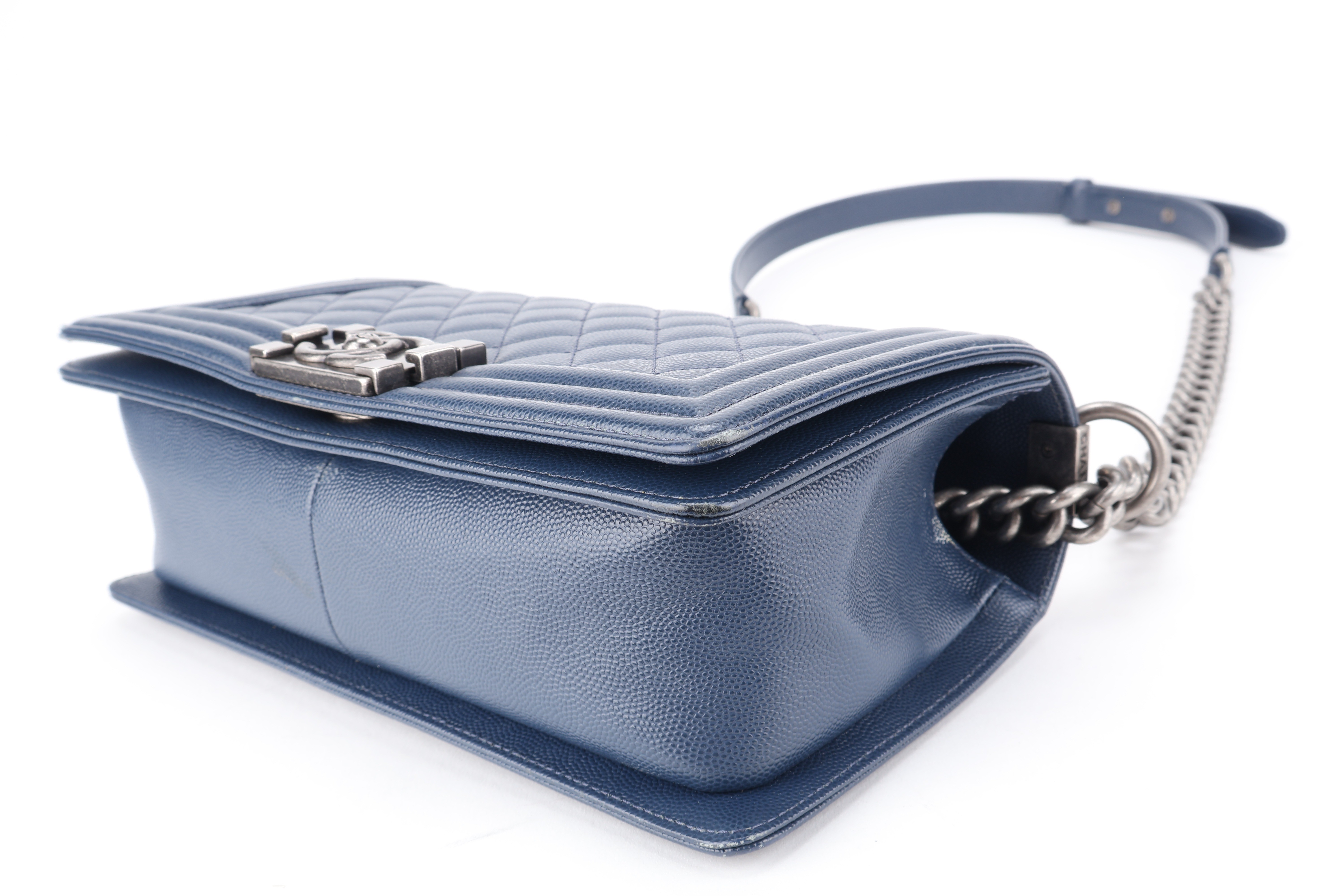 LEBOY MEDIUM NAVY BLUE CAVIAR RHW — view 3