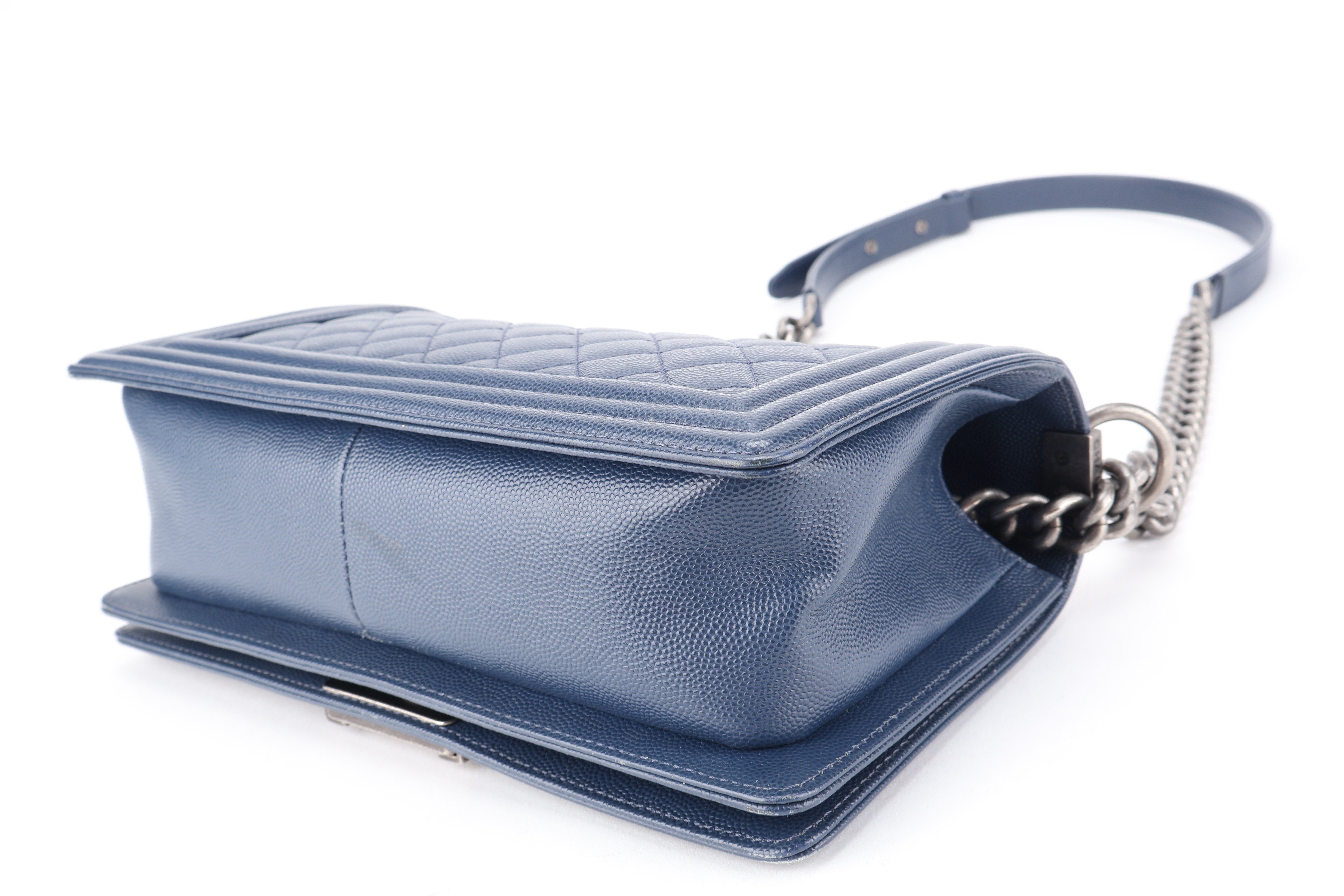 LEBOY MEDIUM NAVY BLUE CAVIAR RHW — view 4