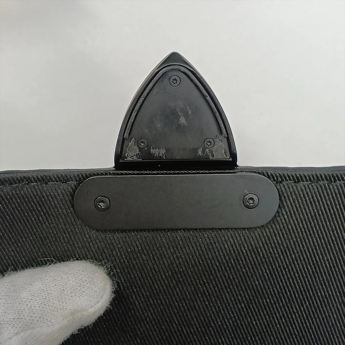 Taurillon Monogram S-Lock Vertical Wearable Wallet M81524 Black (RFID detected) — view 11