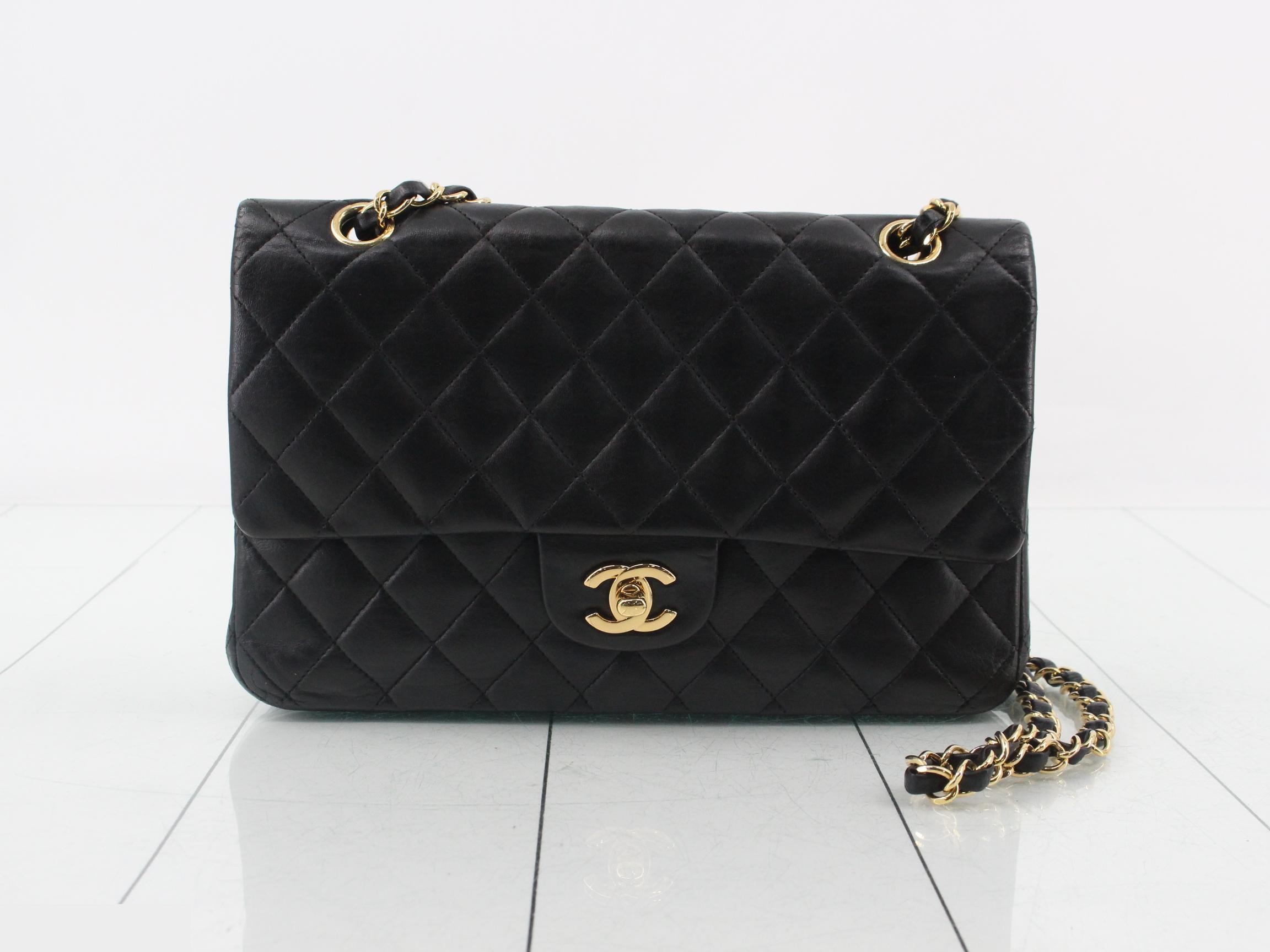 Matelassé lambskin handbag/shoulder bag, black