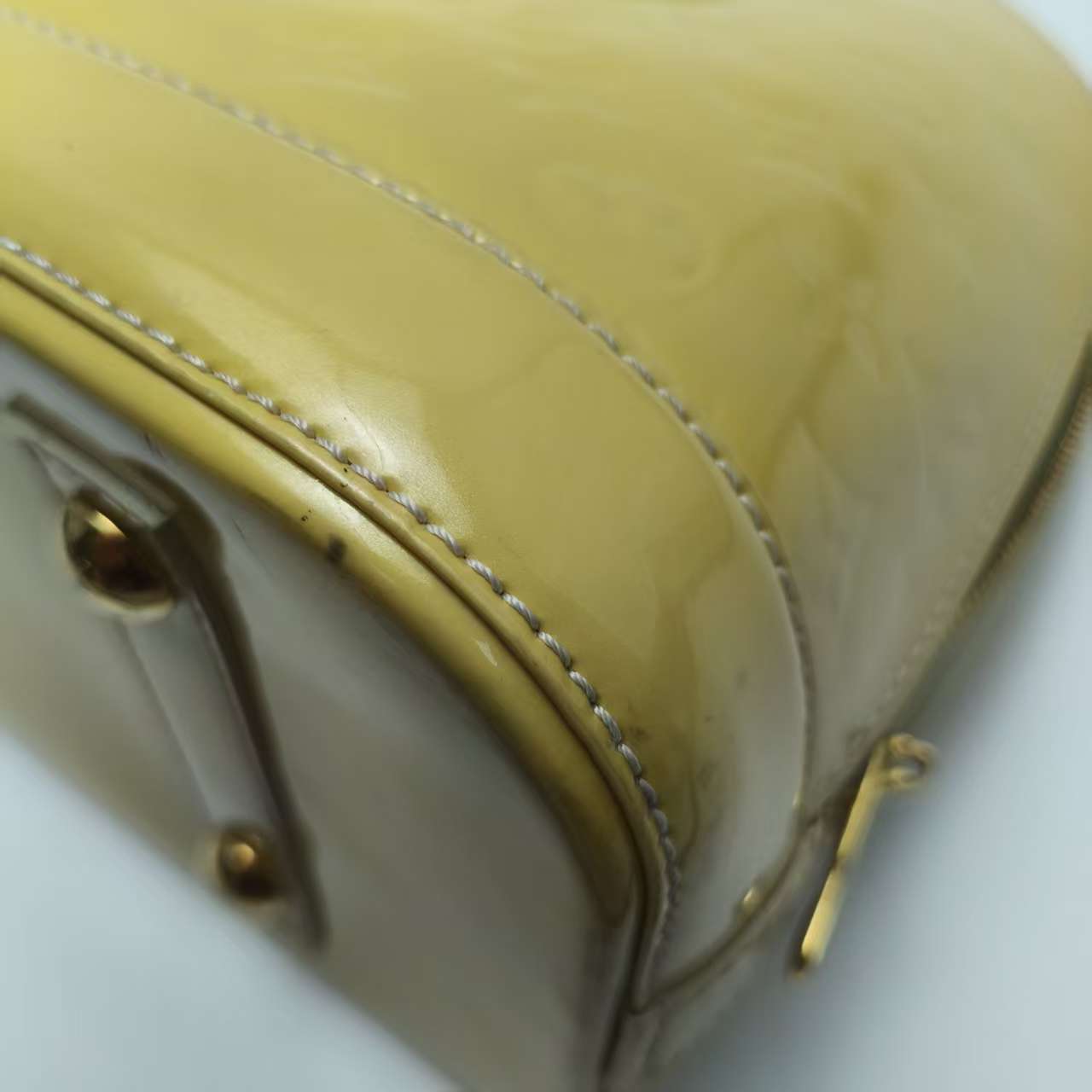 【*Shipped from: China*】LOUIS VUITTON Alma Patent Leather Handbag — view 7