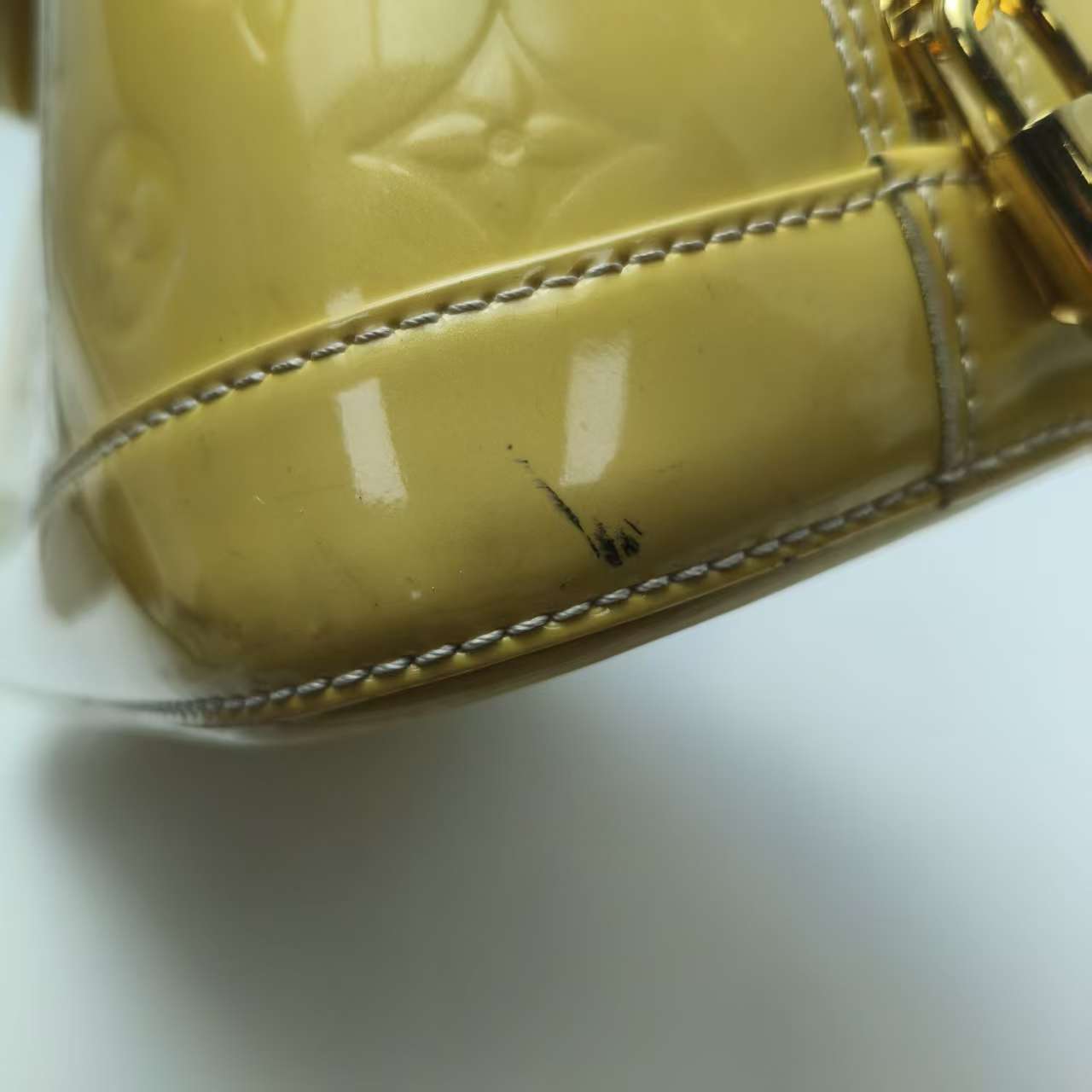 【*Shipped from: China*】LOUIS VUITTON Alma Patent Leather Handbag — view 9