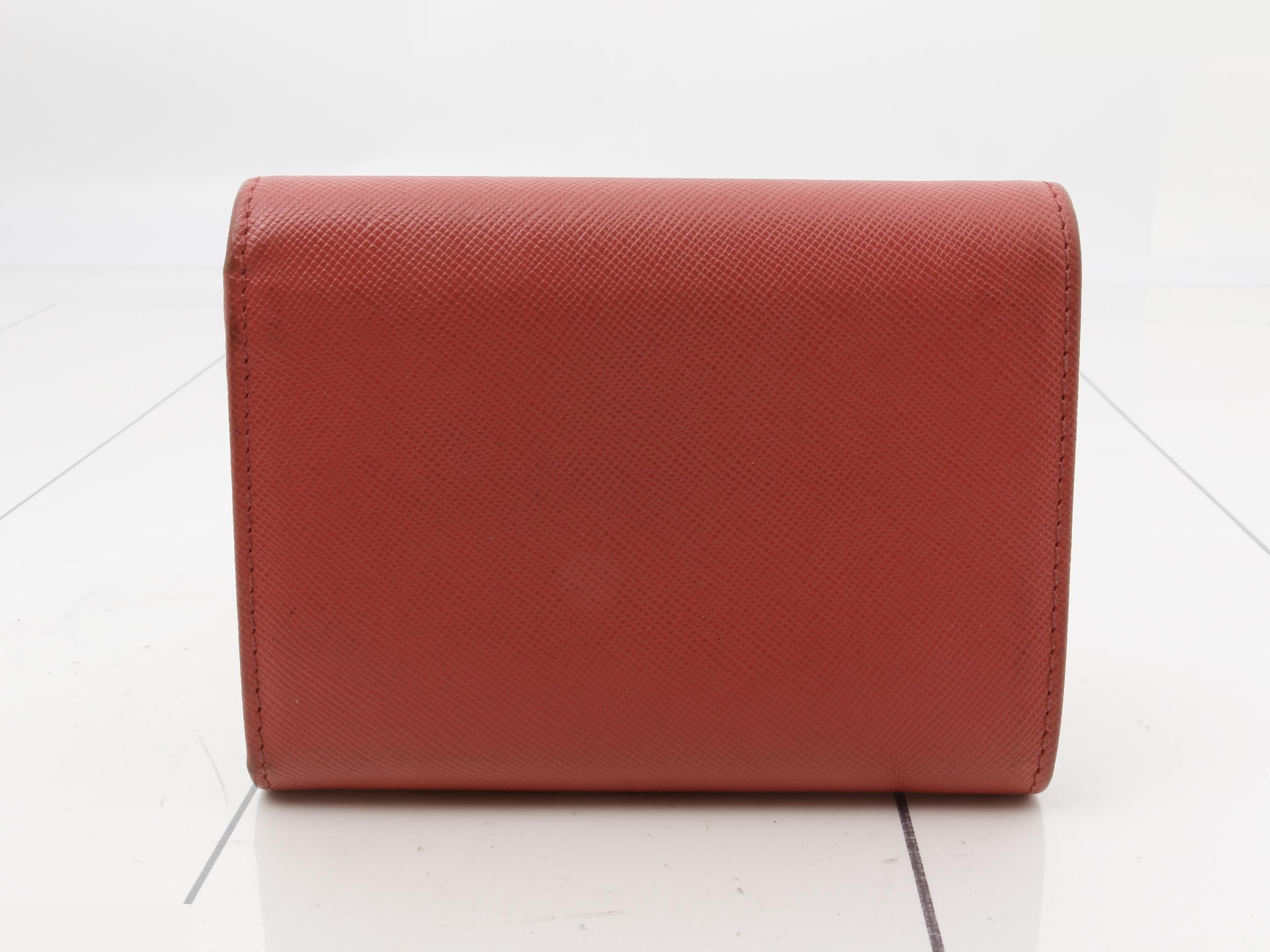 Saffiano Ribbon Logo Tri-fold Wallet (Pink) — view 2