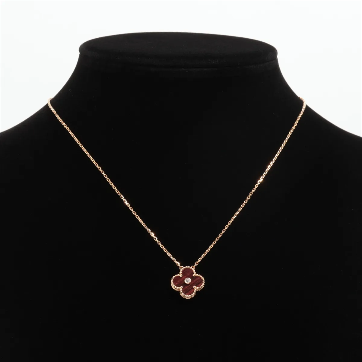 Vintage Alhambra Bullseye Diamond Necklace, 750 (PG), 5.9g, JE879451. — view 5