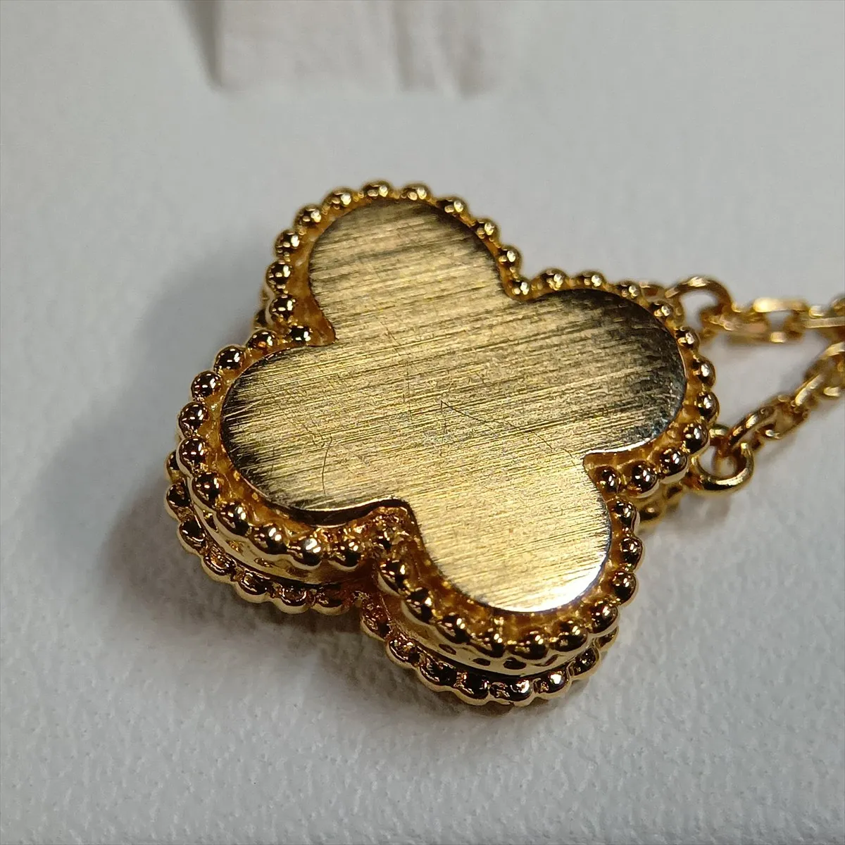 Vintage Alhambra Bullseye Diamond Necklace, 750 (PG), 5.9g, JE879451. — view 6