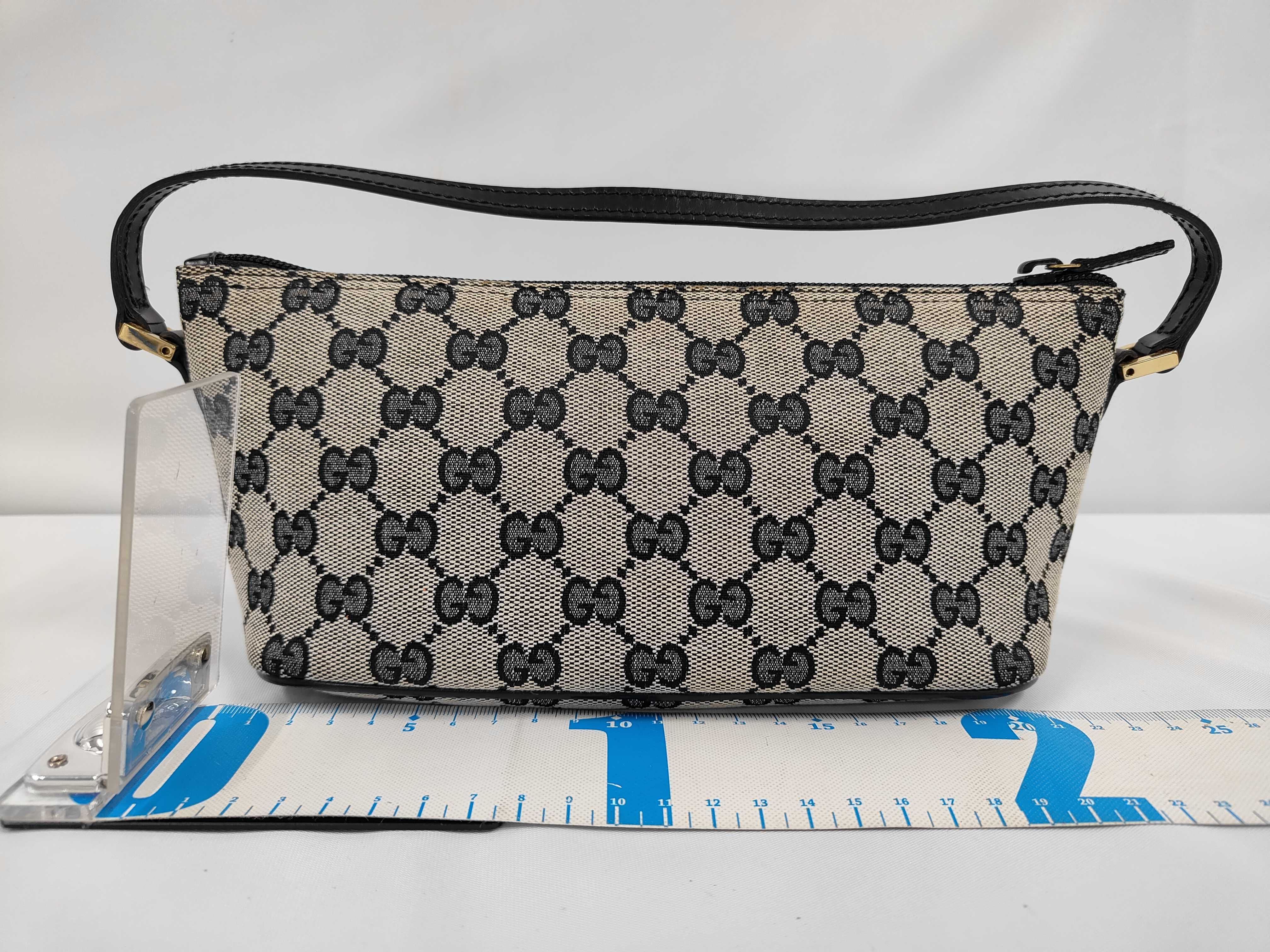 GG Canvas Accessory Pouch Handbag — view 2