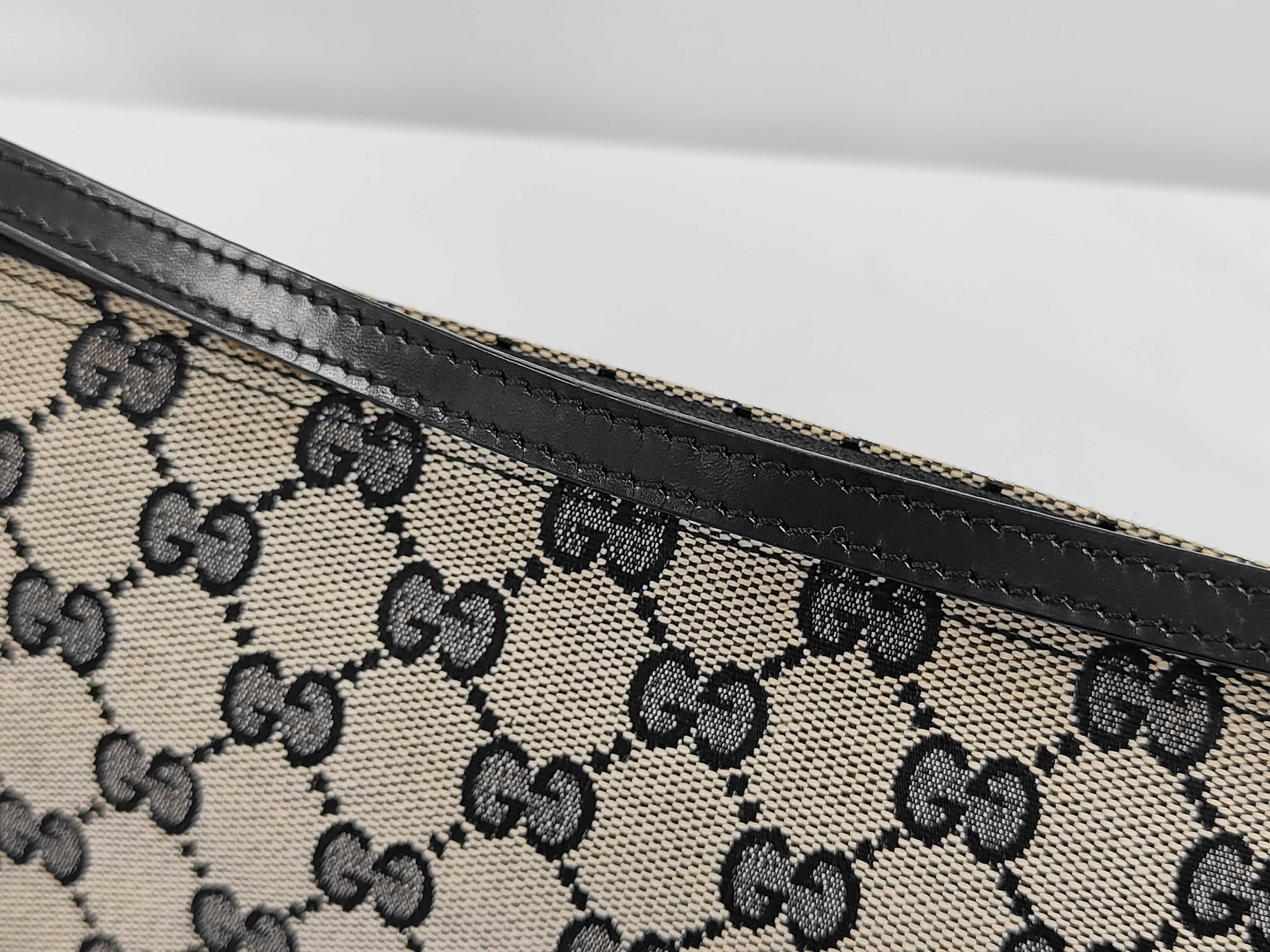 GG Canvas Accessory Pouch Handbag — view 5