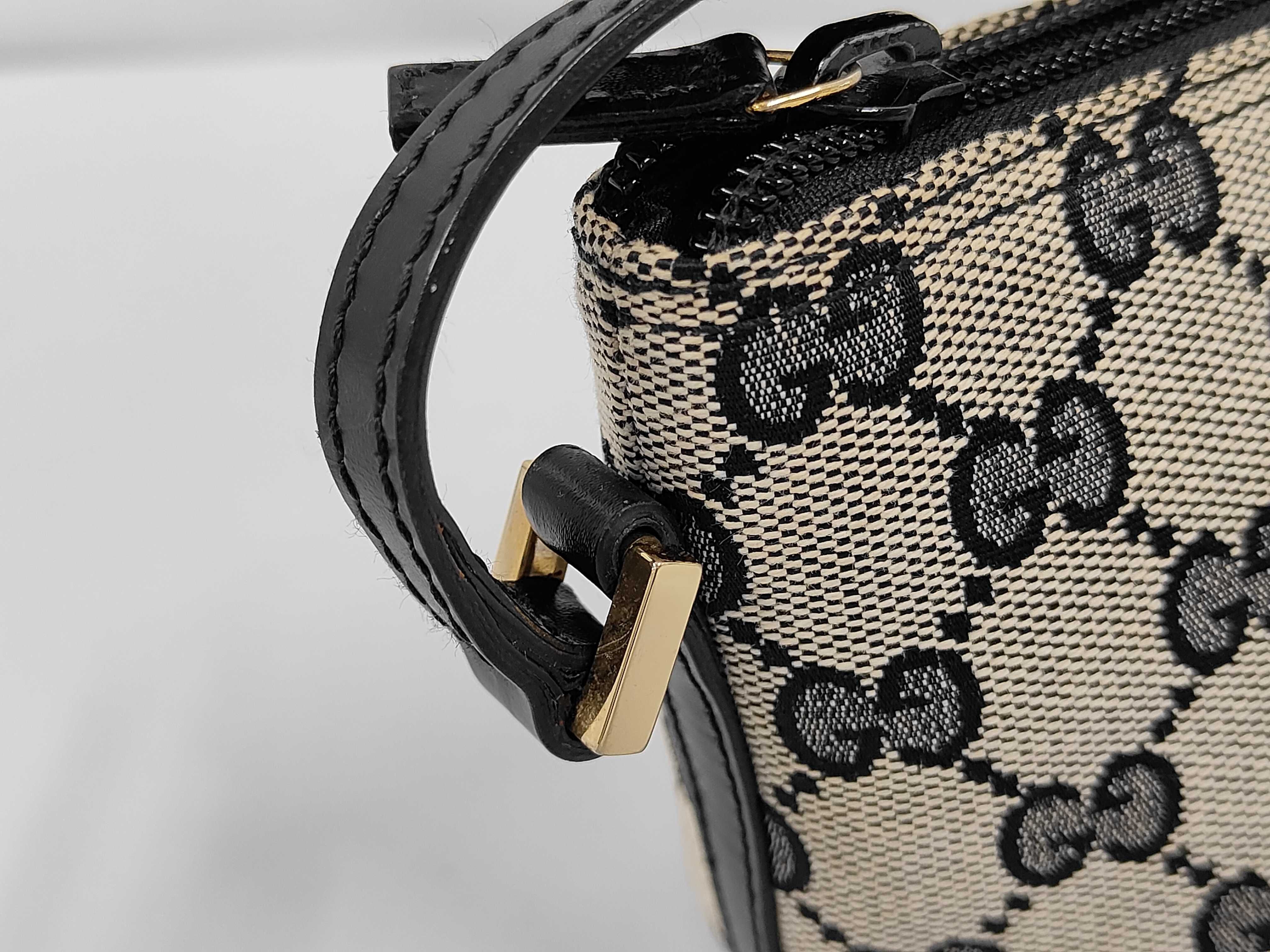GG Canvas Accessory Pouch Handbag — view 6