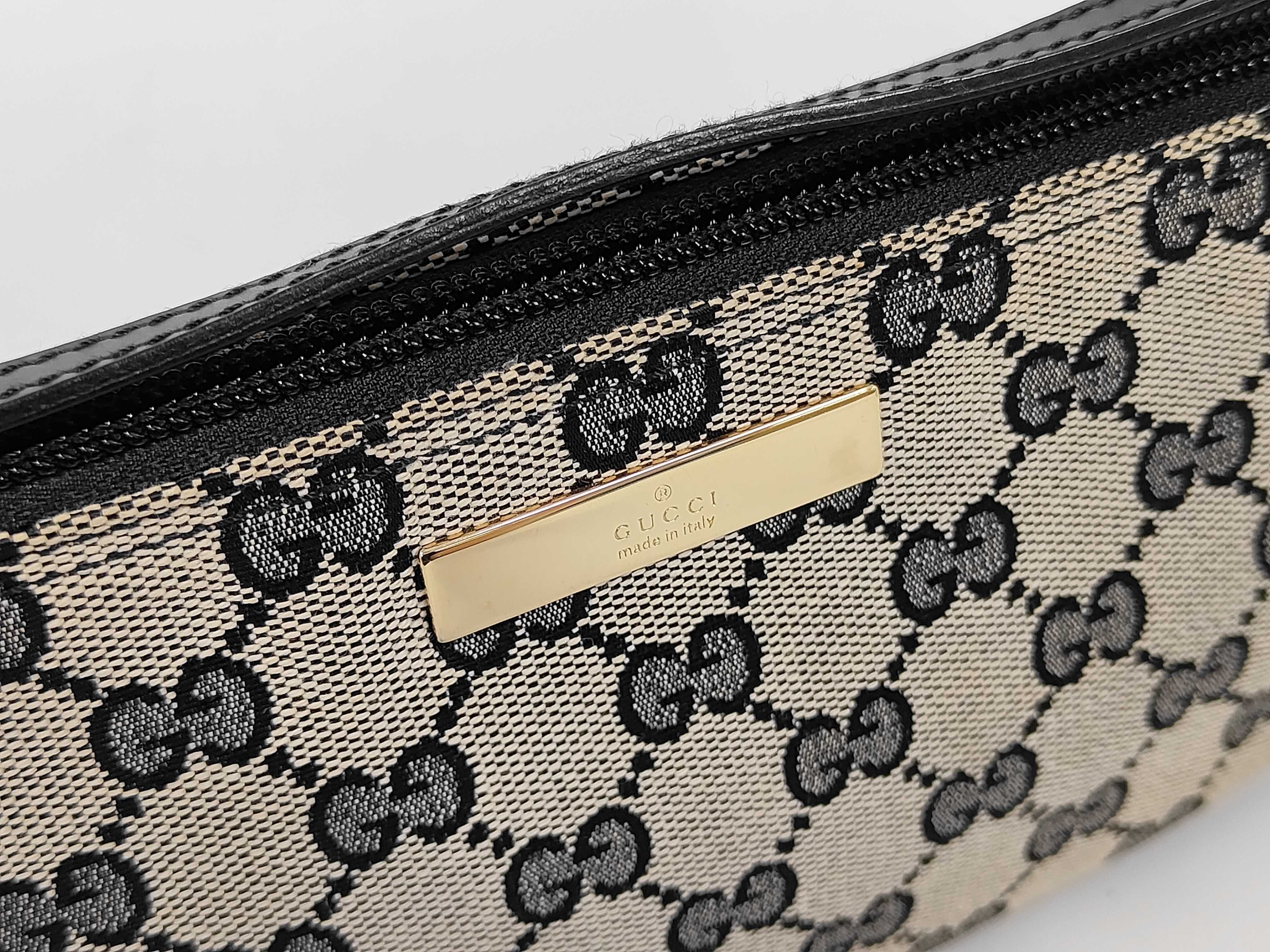 GG Canvas Accessory Pouch Handbag — view 7