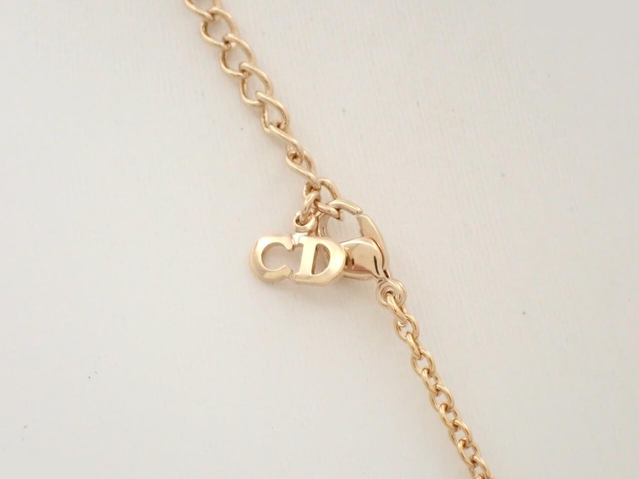 Other lines: Precious metal necklaces and pendants, chain approximately 54cm. — view 2