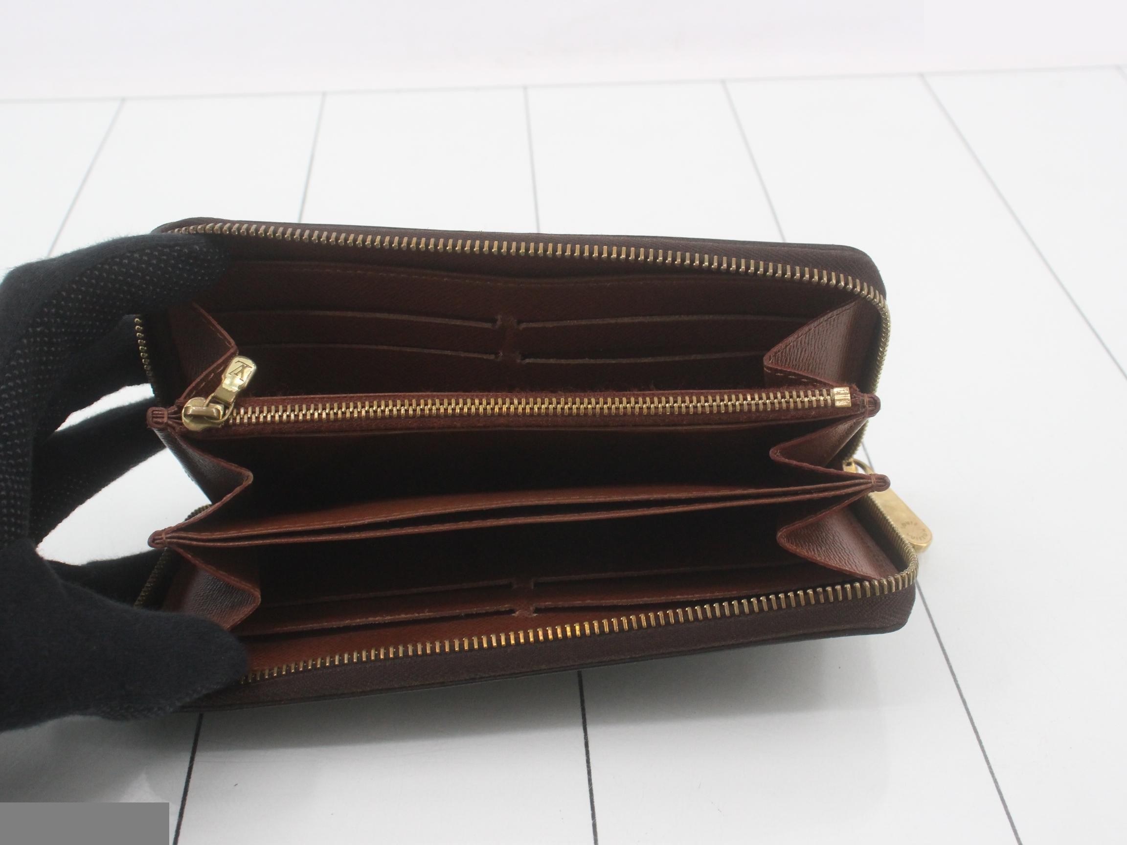 Zippy Wallet — view 4