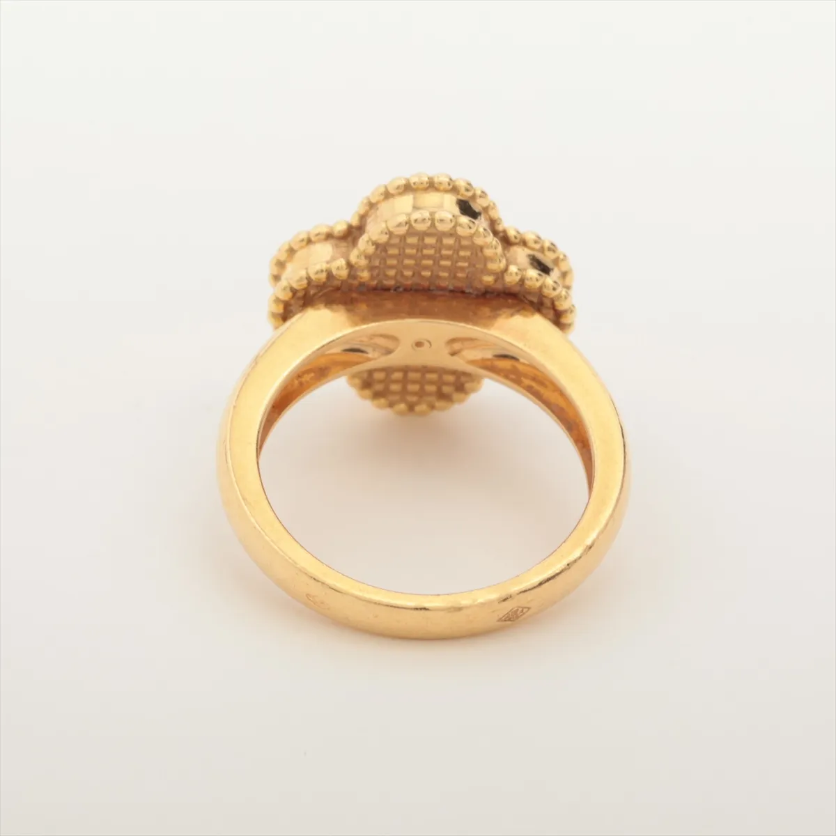 Vintage Alhambra Onyx Diamond Ring 750(YG) 6.5g 49 JB204432 Metal dent Small onyx chip — view 2