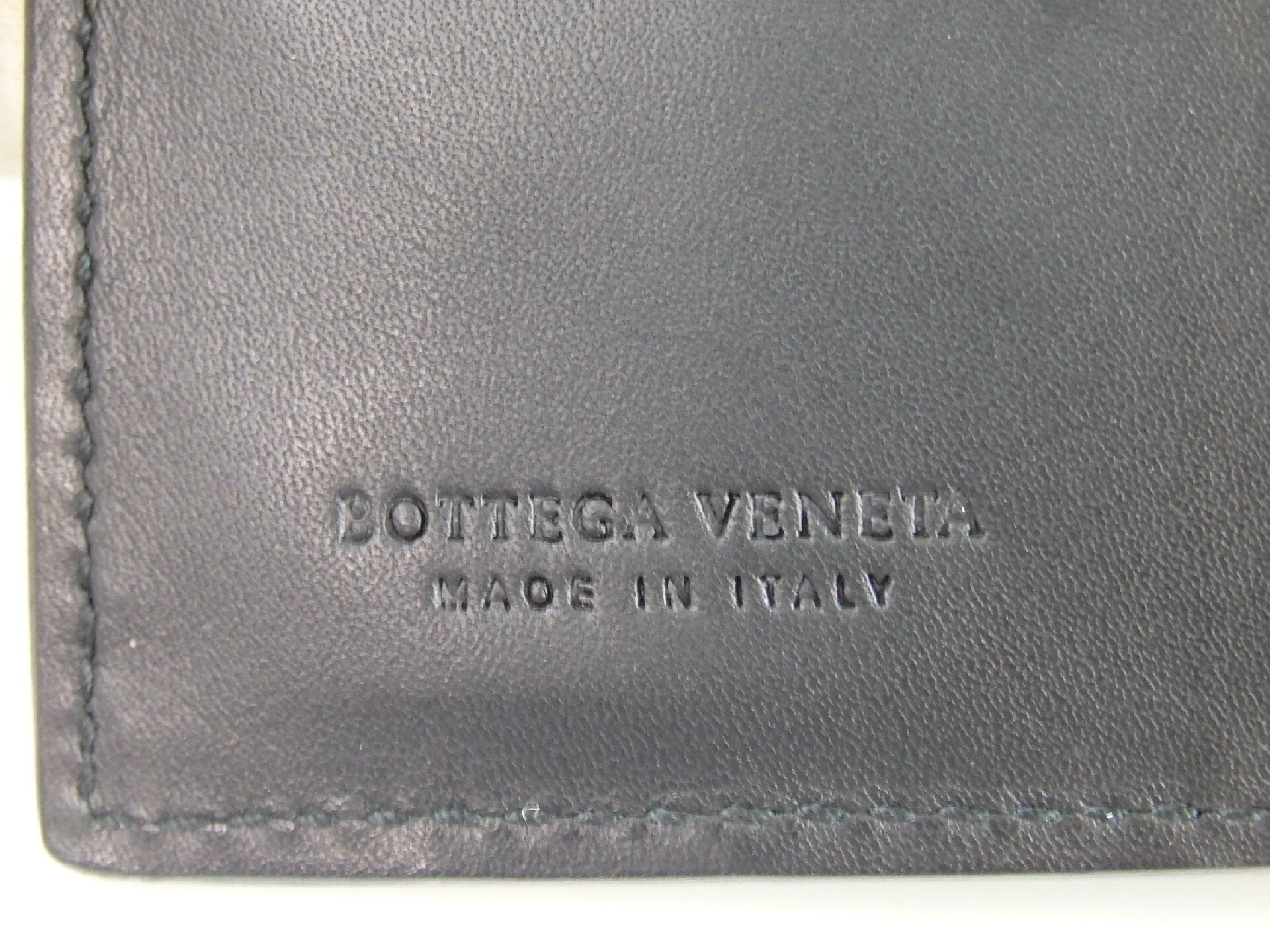 Intrecciato Chain Wallet Billfold — view 11