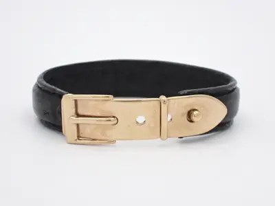 Vintage Gucci leather bangle/bracelet, wrist circumference approximately 16.5 cm