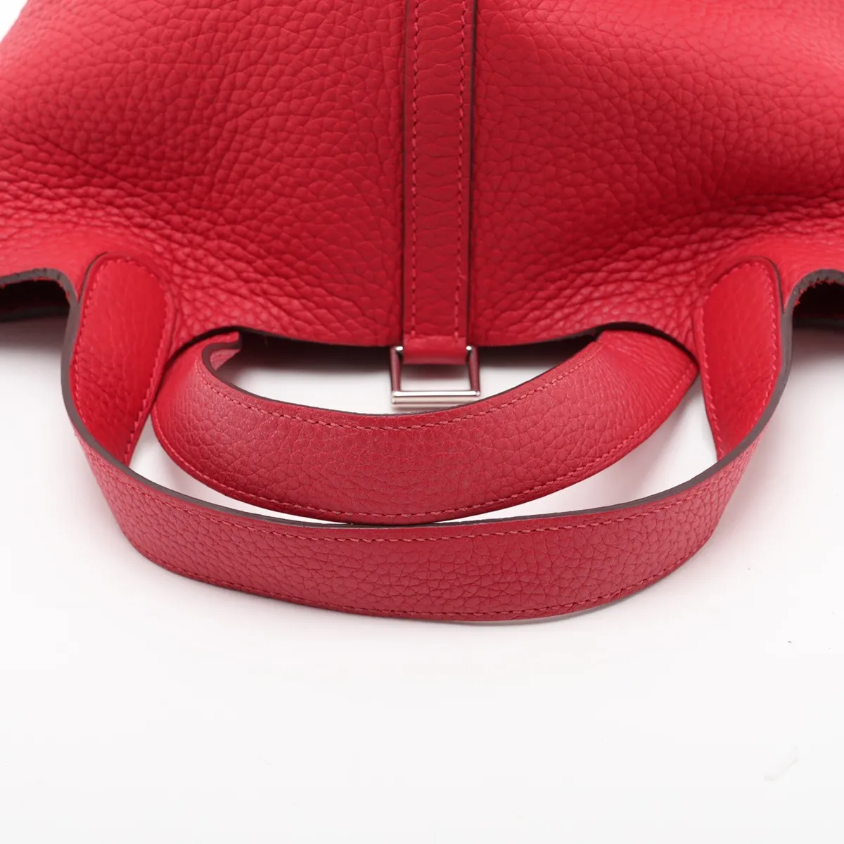 Picotin Lock 18 PM, Taurillon Clemence leather, red, silver hardware, B: 2023 — view 5