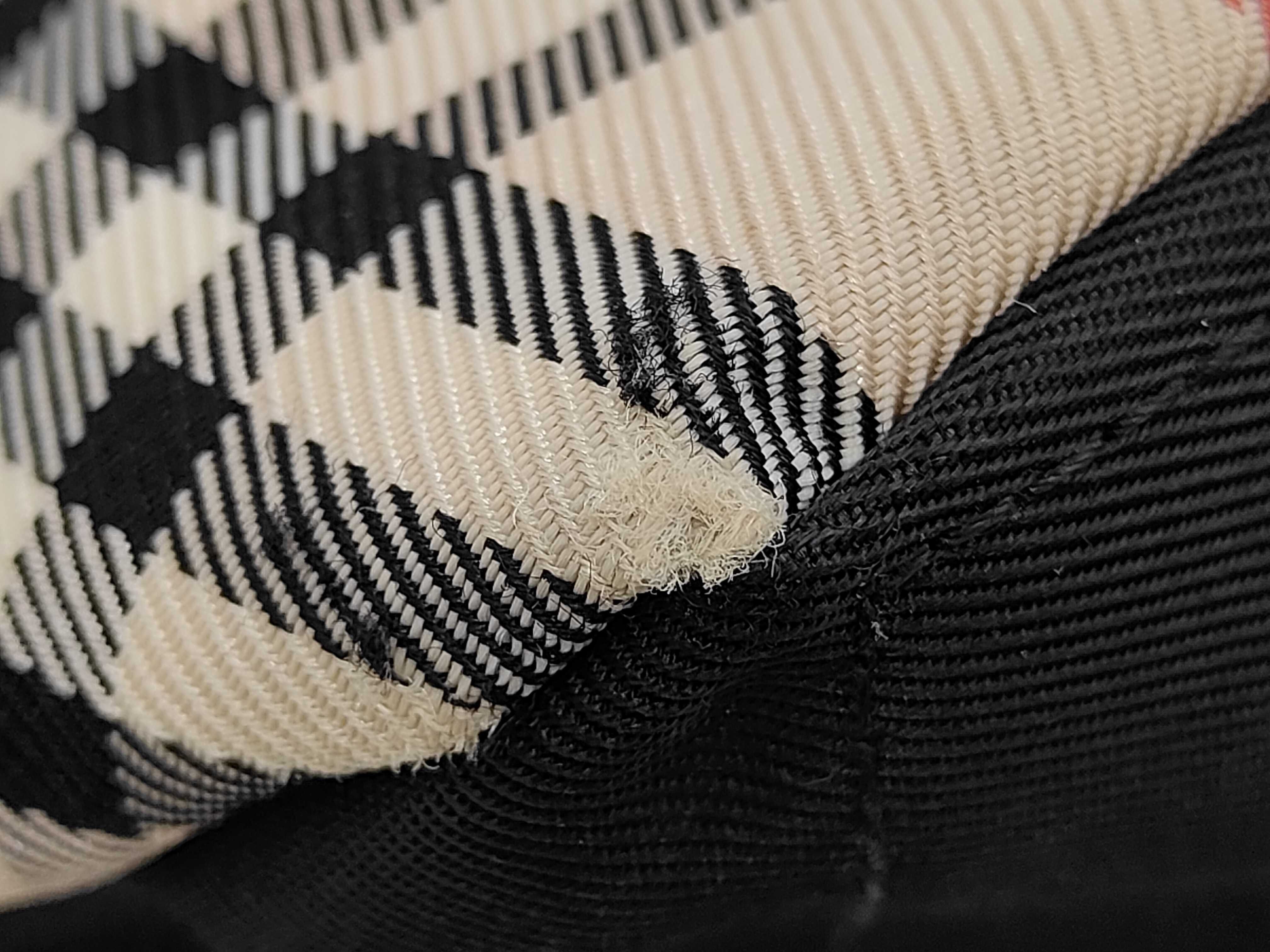 Blue Label Check Tote Bag — view 4