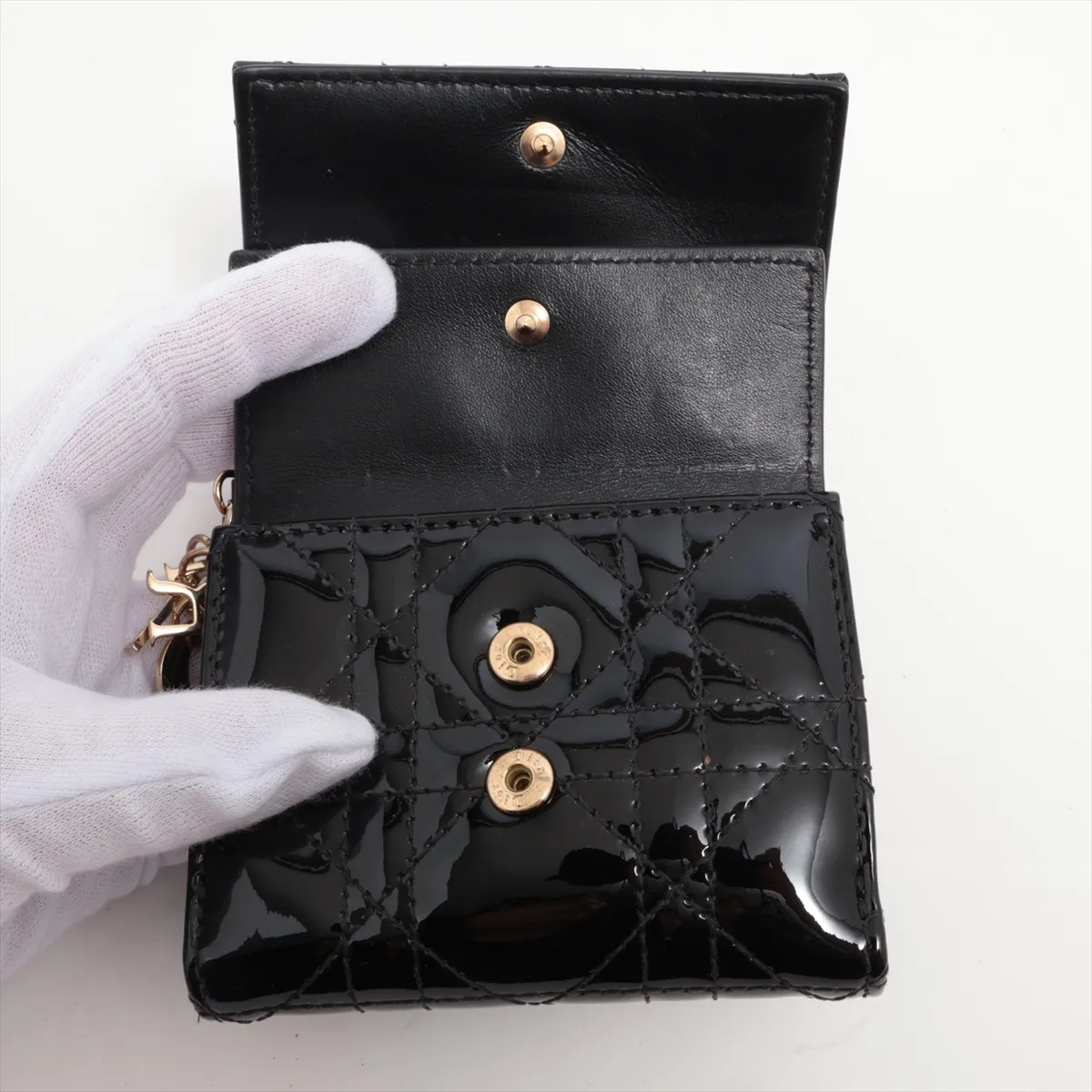 Lady Dior Cannage Leather x Enamel Compact Wallet Black — view 4