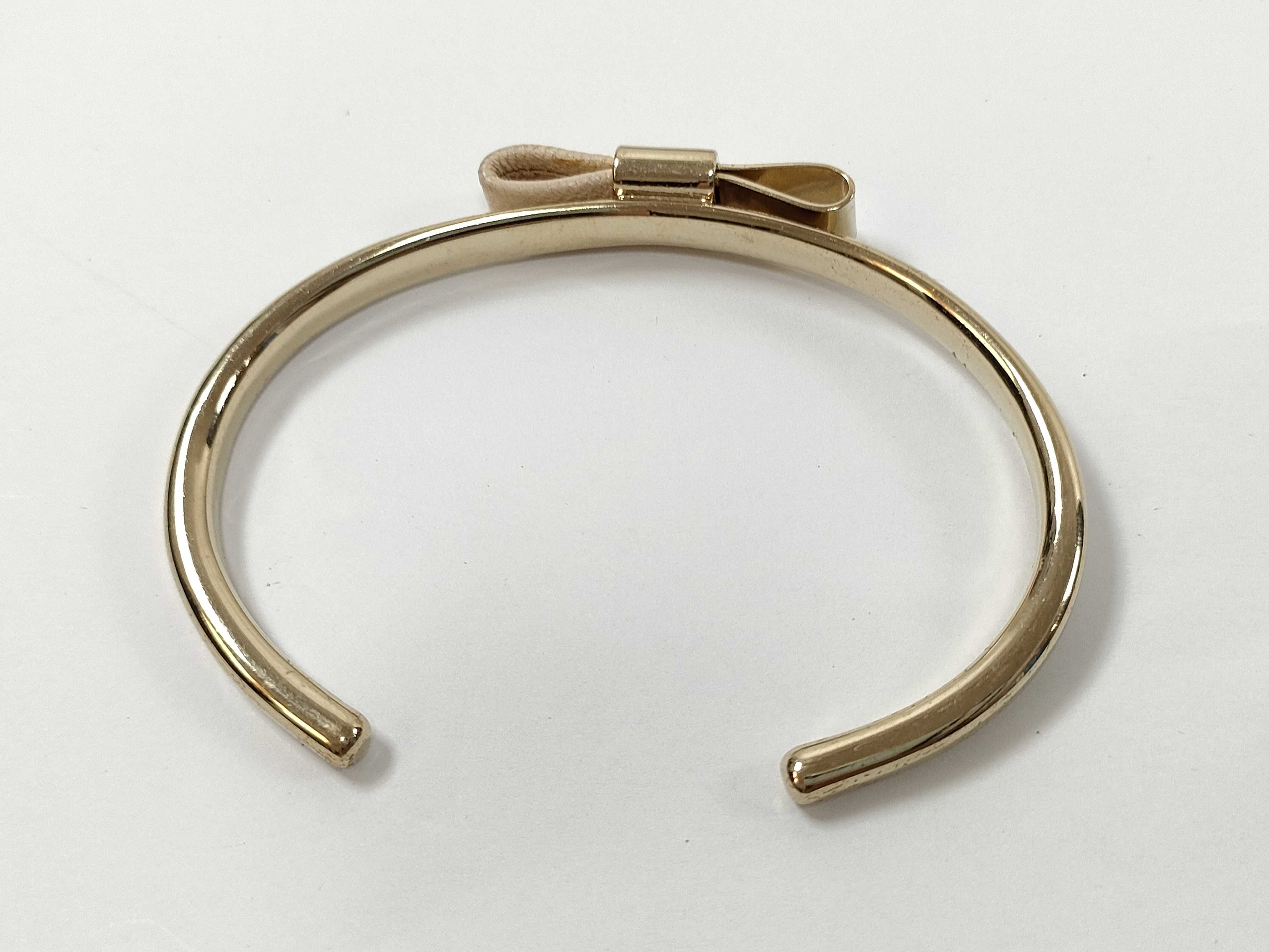 Open Bangle Gold/White Bracelet/Bangle — view 4