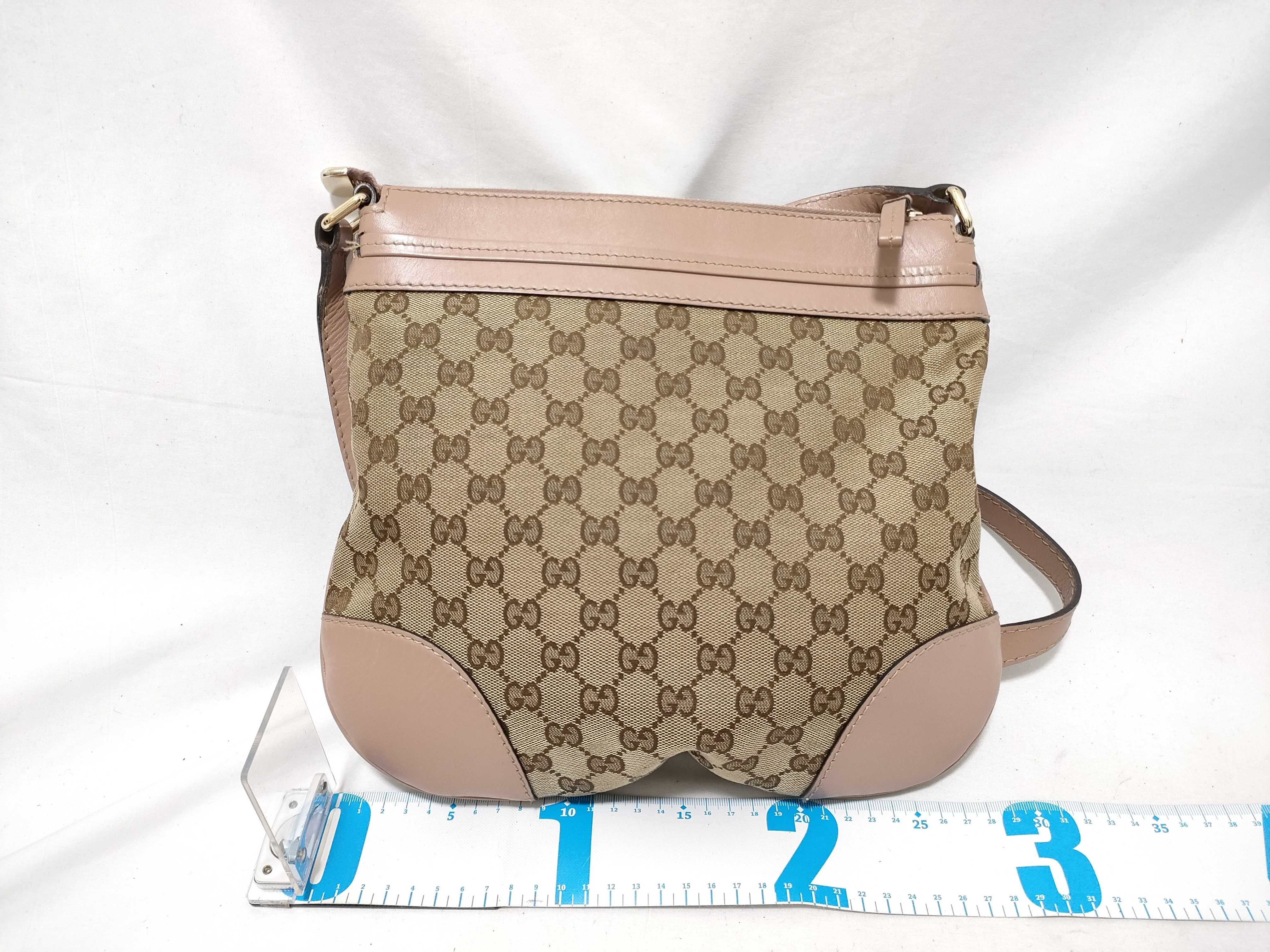 GG Canvas Shoulder Bag — view 2
