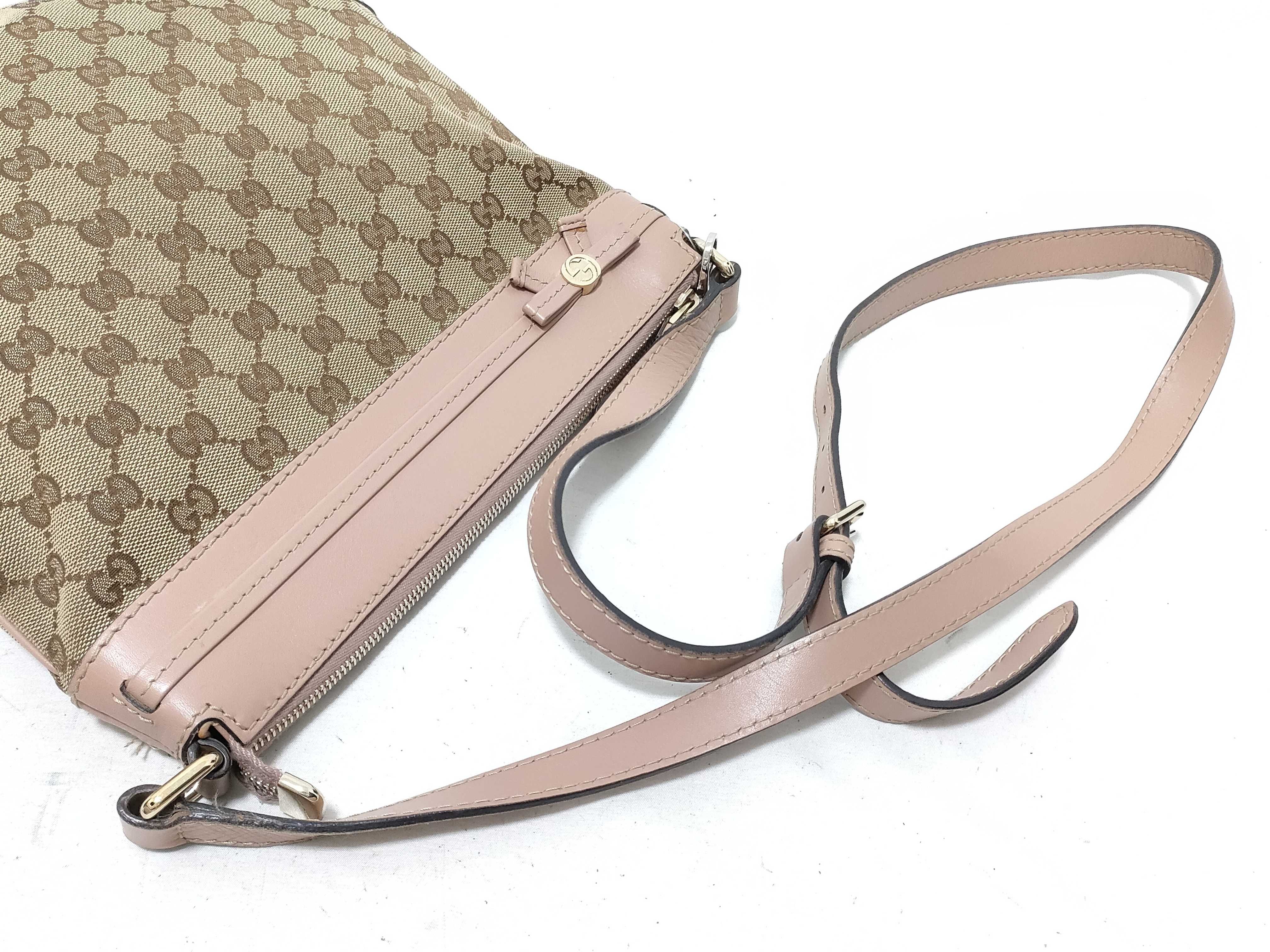 GG Canvas Shoulder Bag — view 3