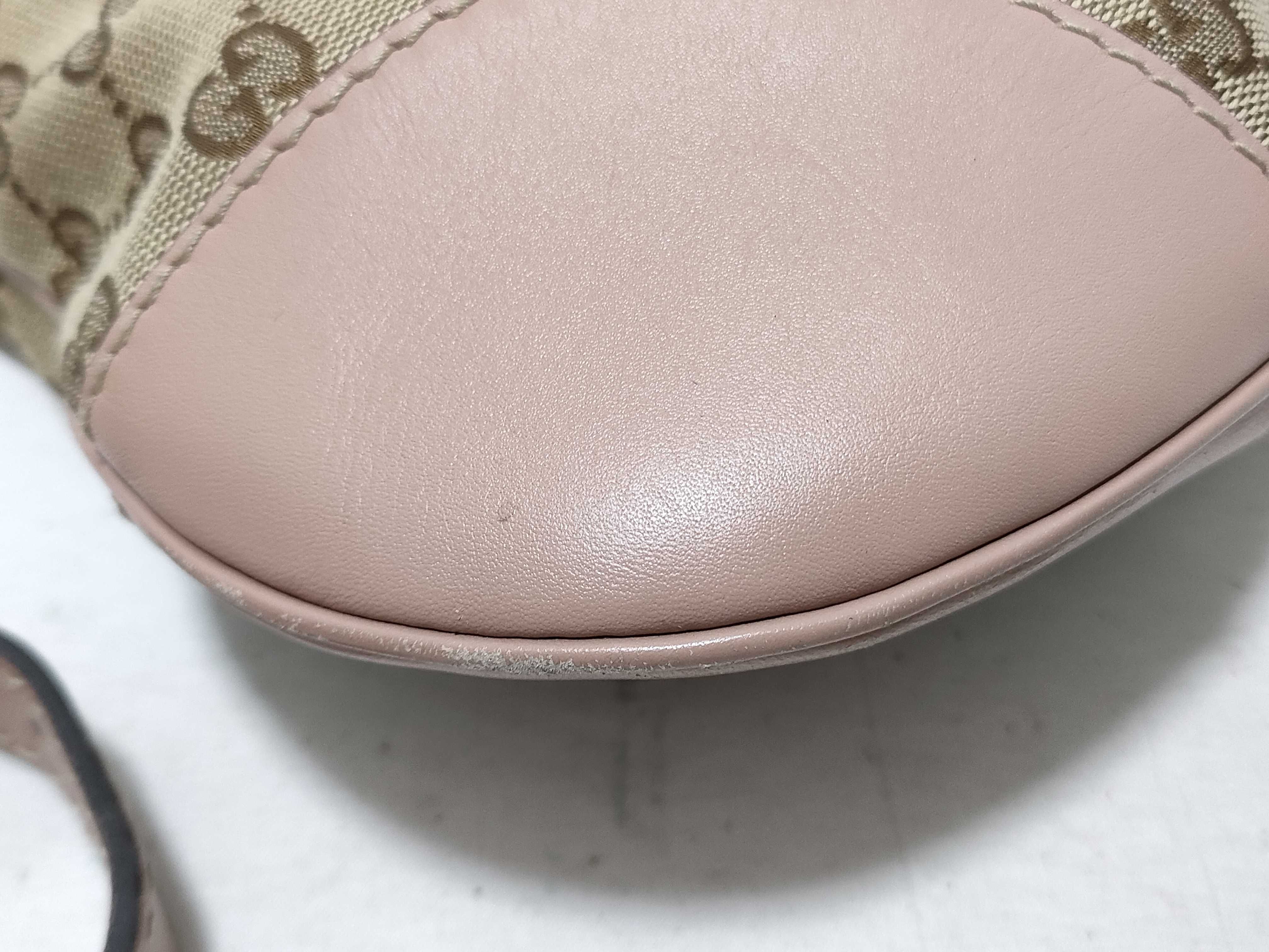 GG Canvas Shoulder Bag — view 7