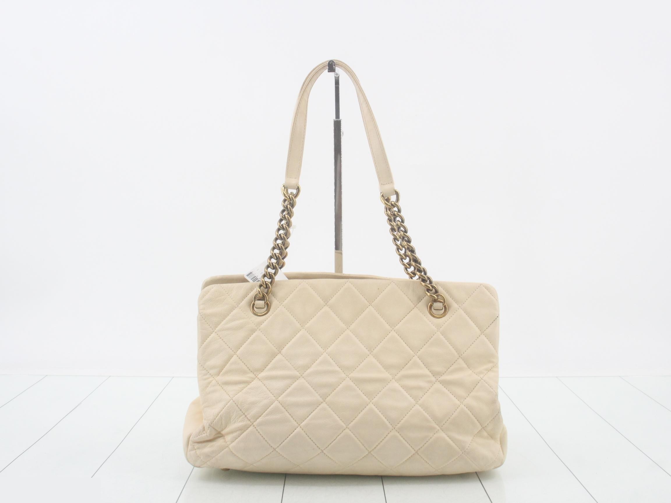 Matelassé Lambskin Coco Mark Chain Semi-Shoulder Bag — view 2