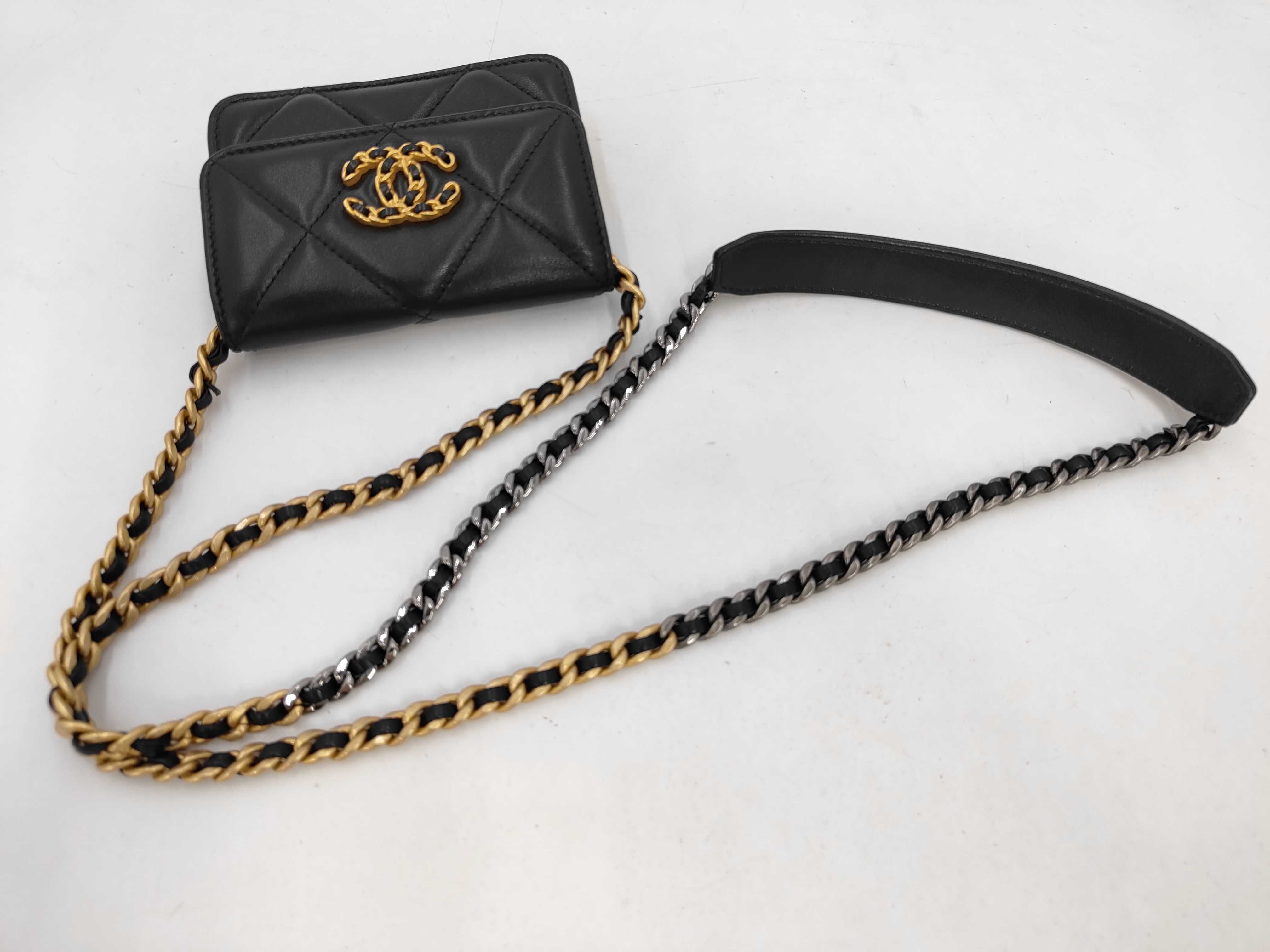 Matelassé Chain Shoulder Bag — view 5